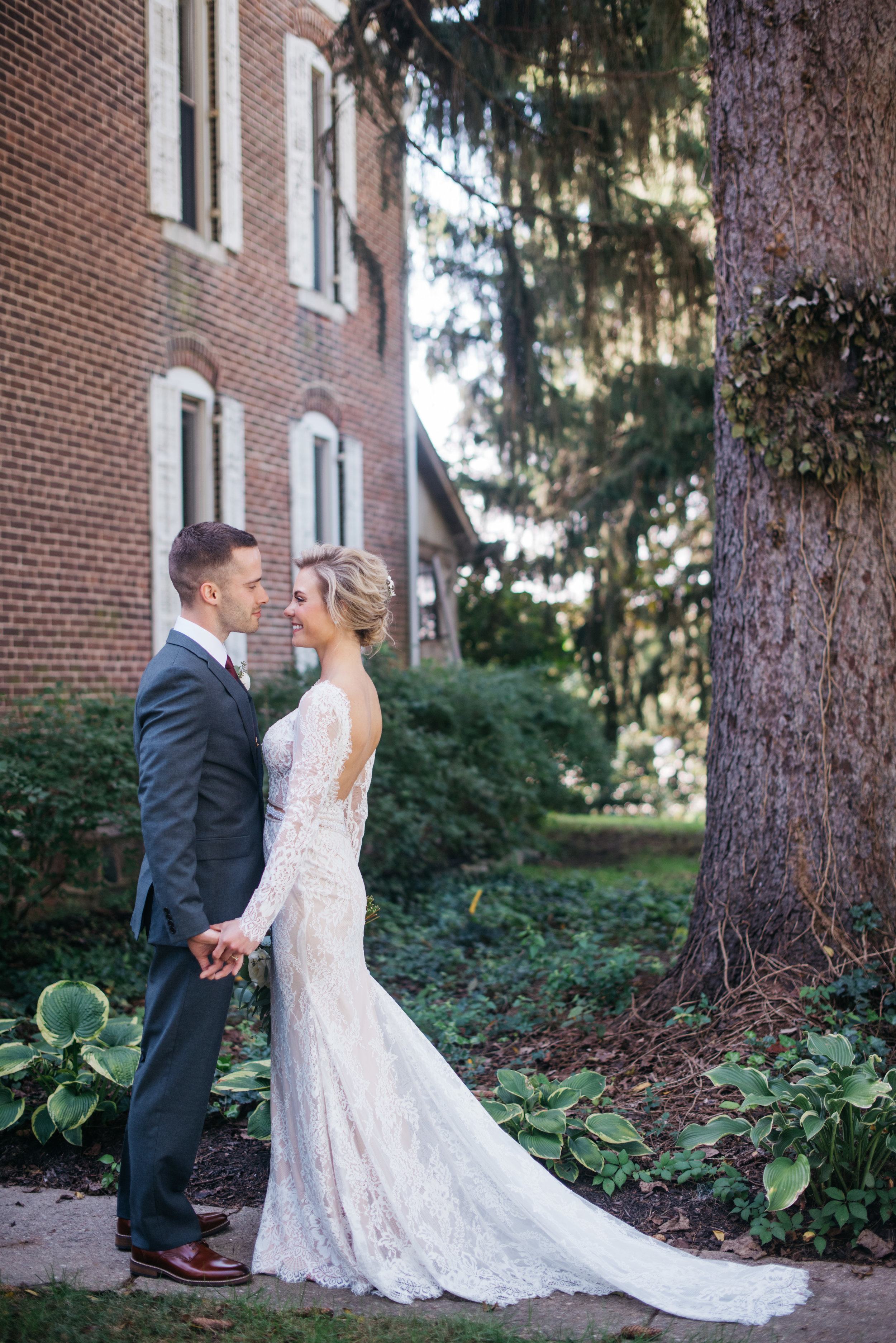 erika aileen carmel indiana wedding photographer lindley farmstead chatham hills