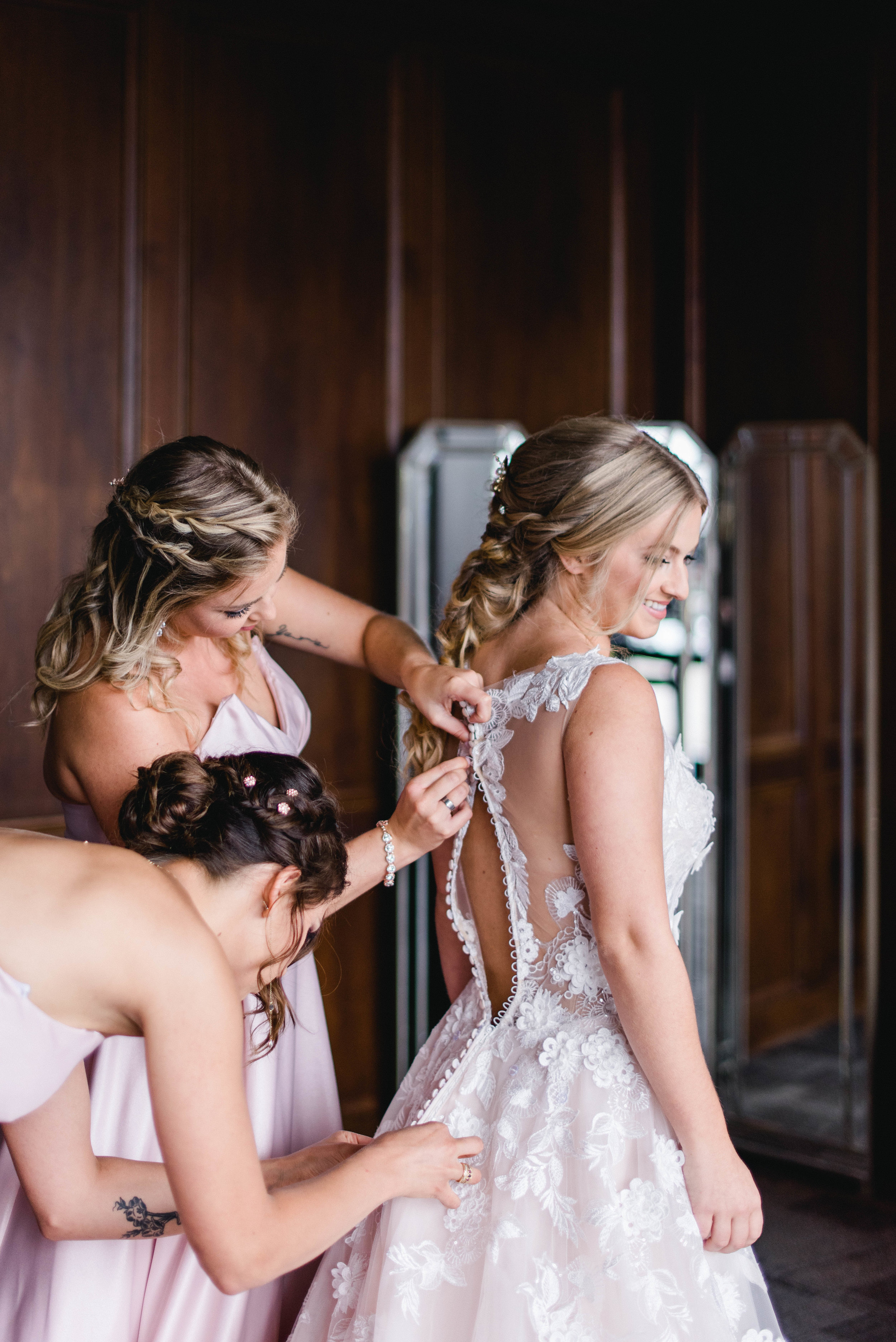 Regions Tower Wedding Indianapolis Erika Aileen Photography