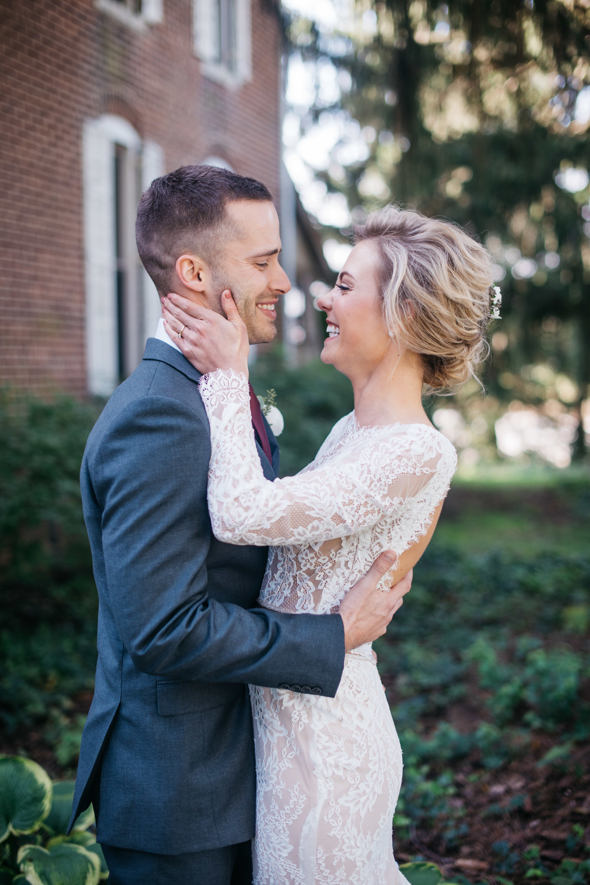 lindley farmstead at chatham hills wedding indianapolis wedding photographer