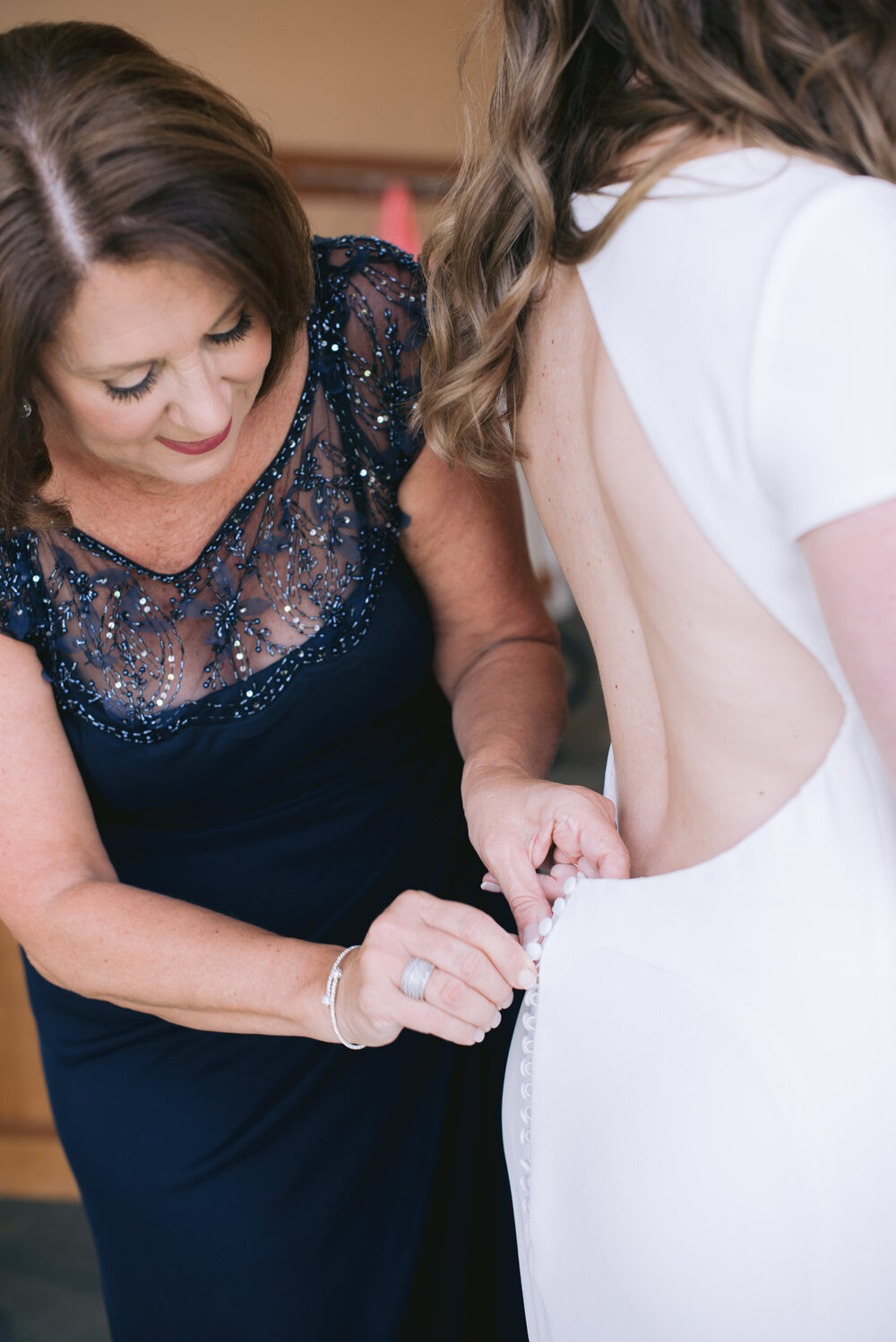 Indianapolis Central Library Wedding Erika Aileen Photography Indianapolis Wedding Photographer