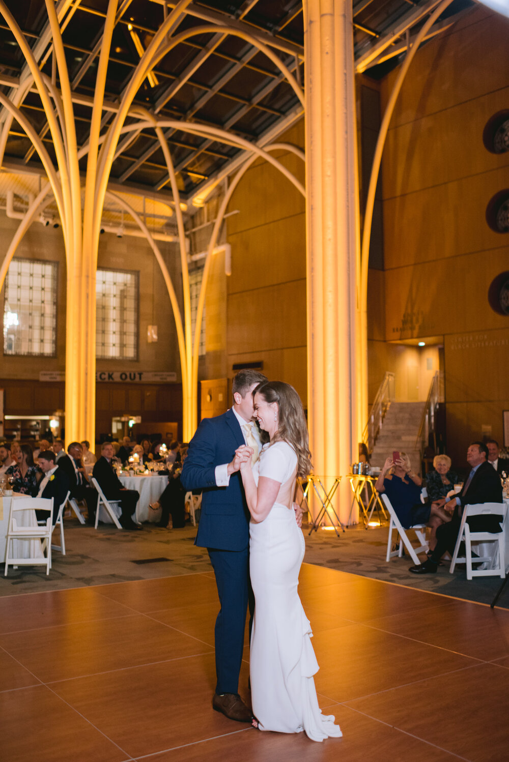 Indianapolis Central Library Wedding Erika Aileen Photography Indianapolis Wedding Photographer