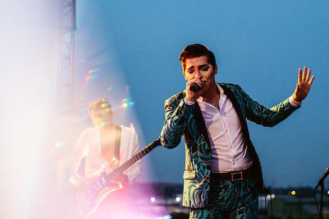 The most fabulous band I know @iconiqueband. To hear them is to dance to them. @kensingtonpresents #chinatownsummernights | 📷 @kellyelainephoto | .
.
.
#losangeles #funevents #inconique #kellyelainephoto #dtla #monday #mcm #lastweekend #summer #bada