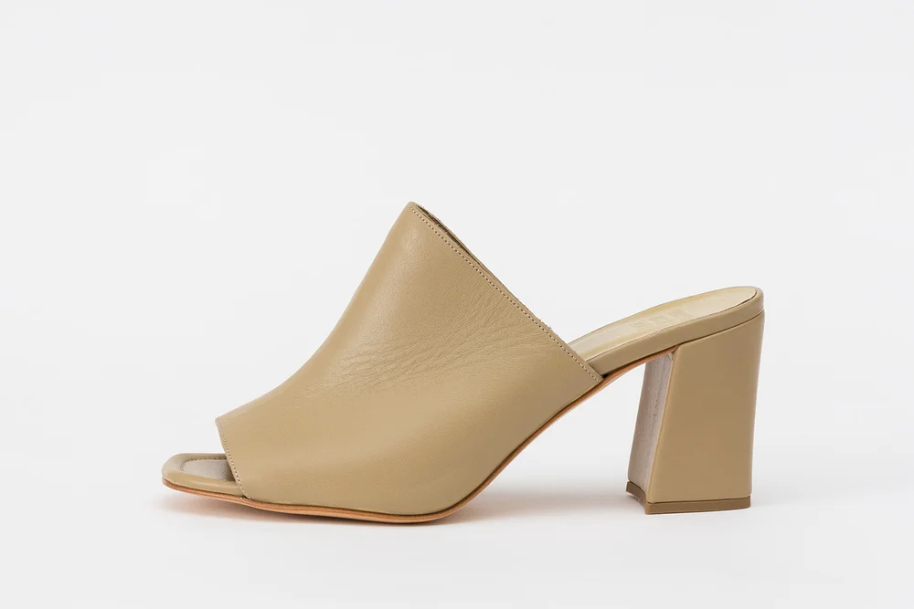 maryam nassir zadeh Penelopeミュール