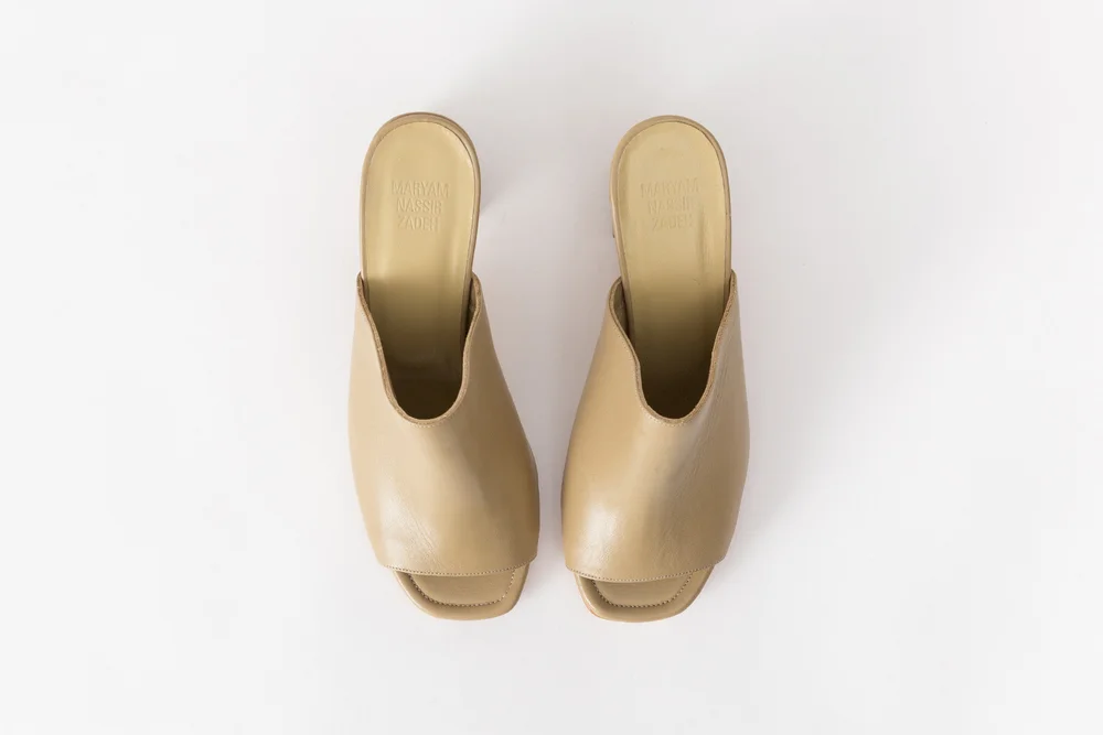 maryam nassir zadeh Penelopeミュール