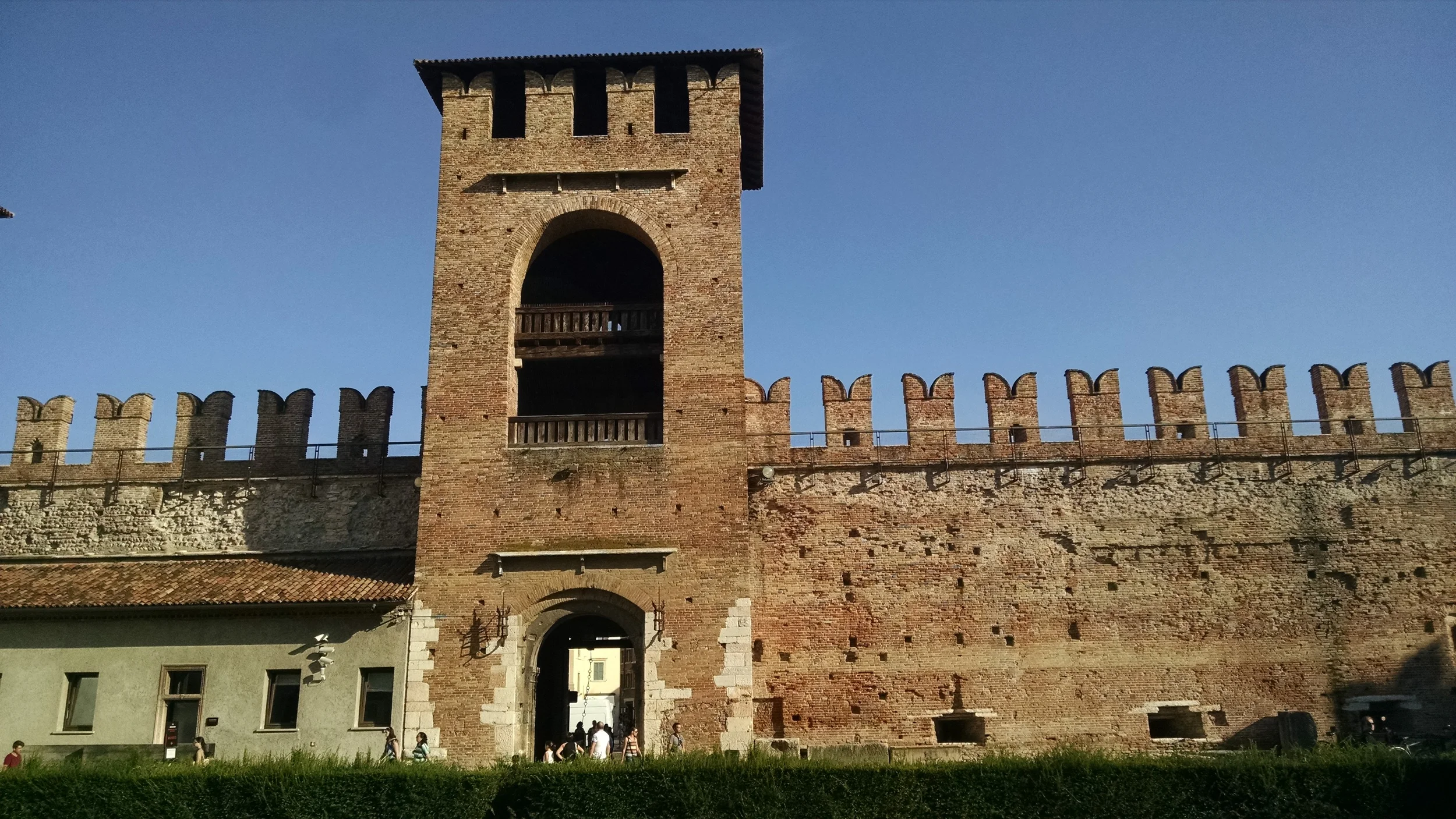 (imagem: Castelvecchio, Verona, Itália, 2014. Arquivo pessoal)