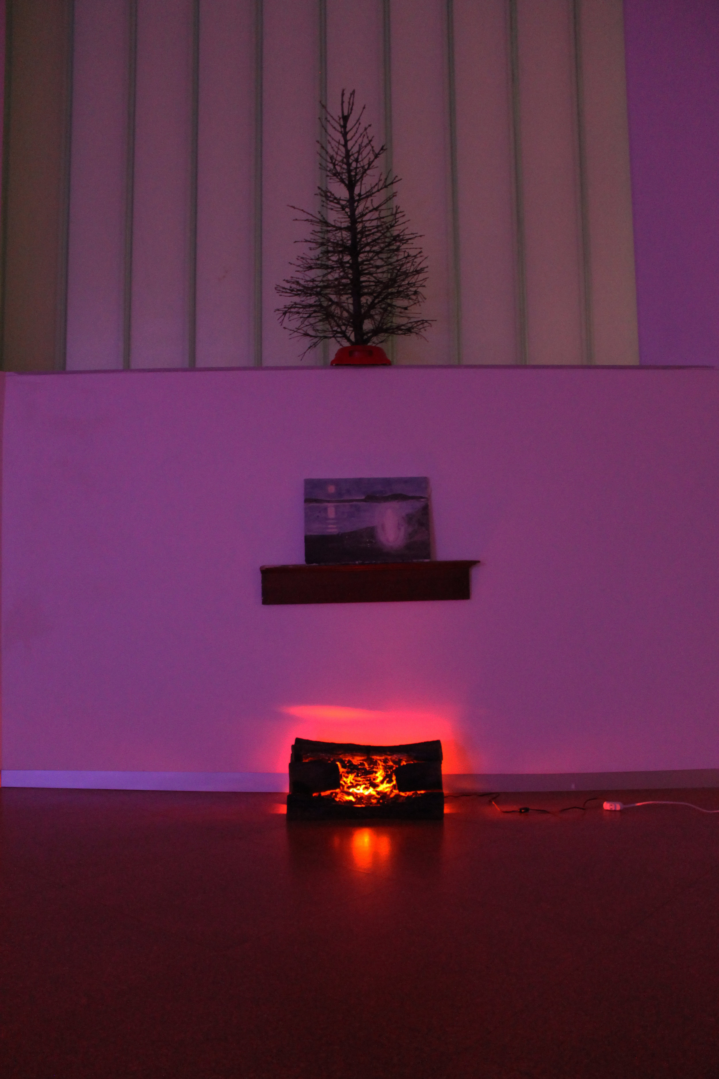 mantel3.jpg