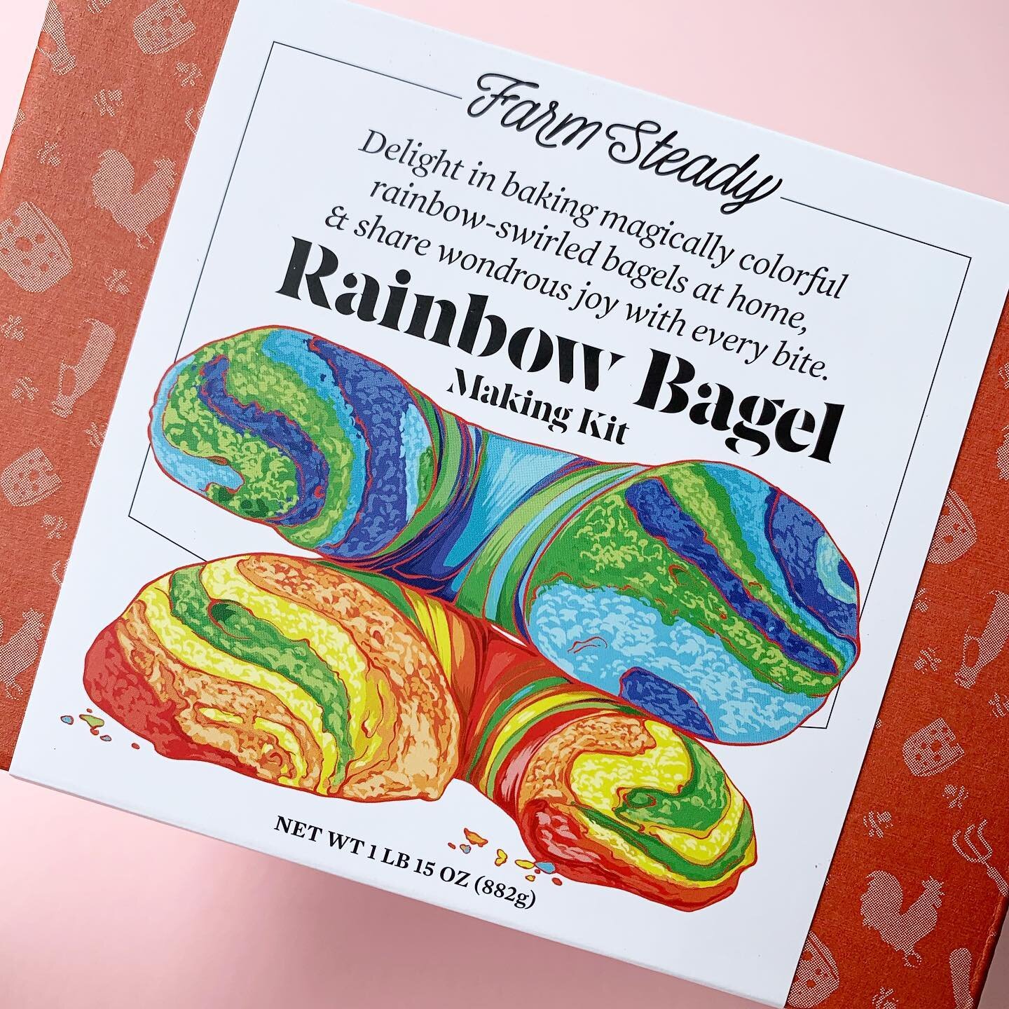 🌈 Rainbow Bagel Kit ❤️🧡💛💚💙💜🤎🖤 Super fun activity to do with kids and grown ups alike! Makes a great Fathers Day, graduation, teacher, or pride gift. Happy to gift wrap it and ship directly to your loved ones - just leave me a note a check out