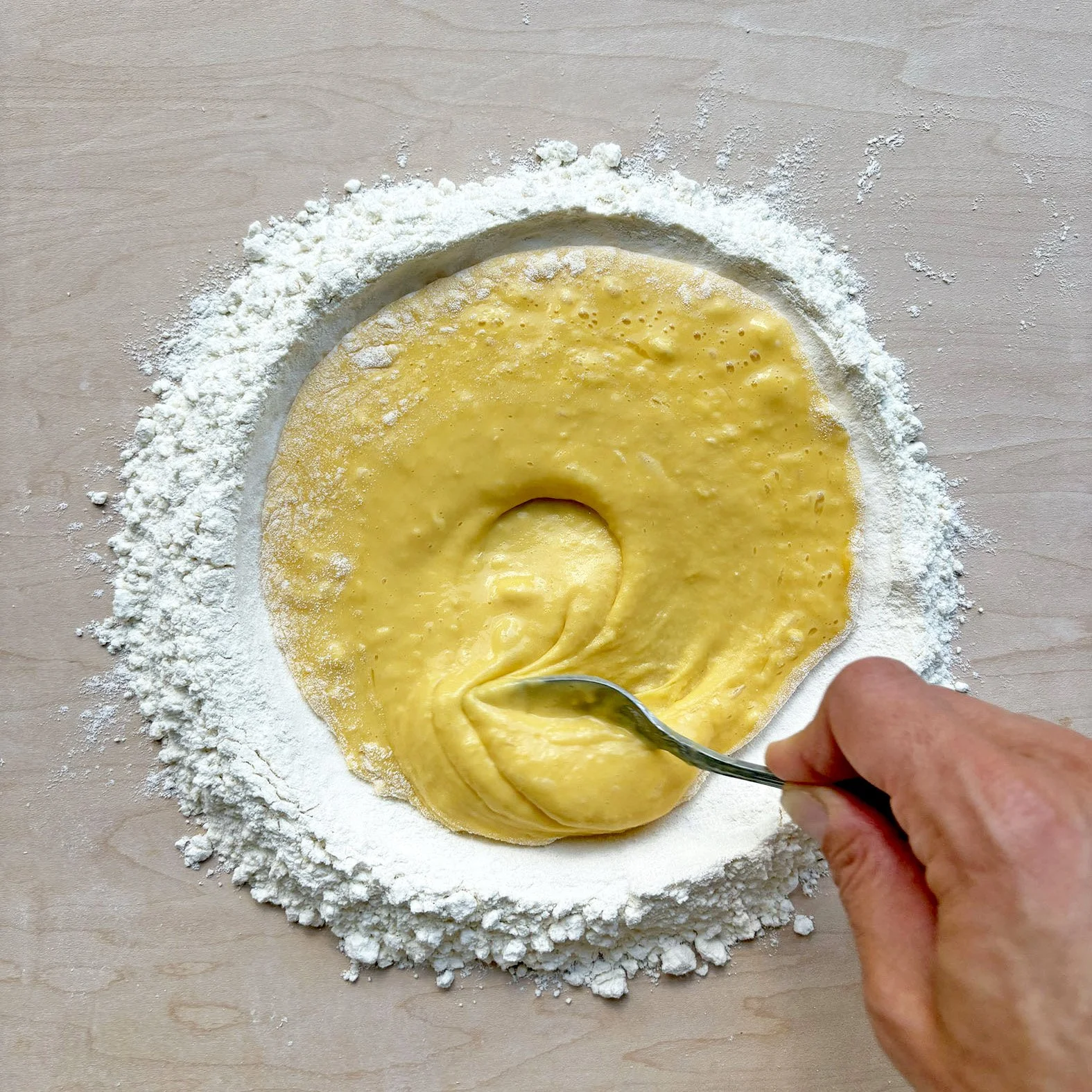 Flour_Egg_2.jpg