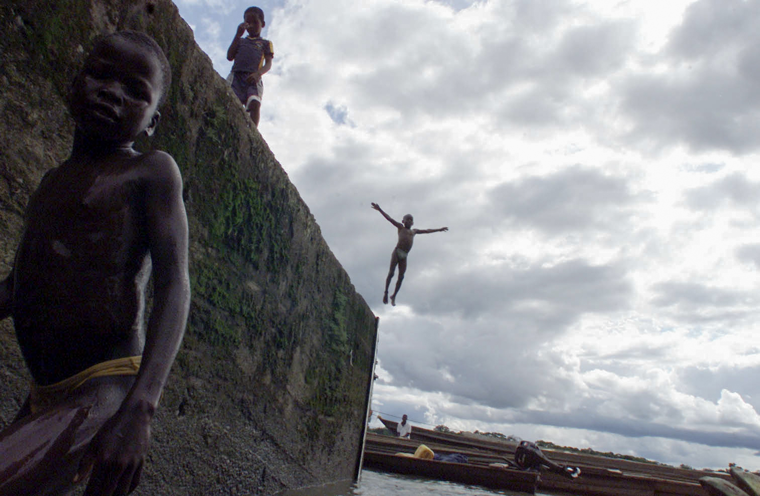 Children play on the Atrato river in northwestern Colombia, 2003.