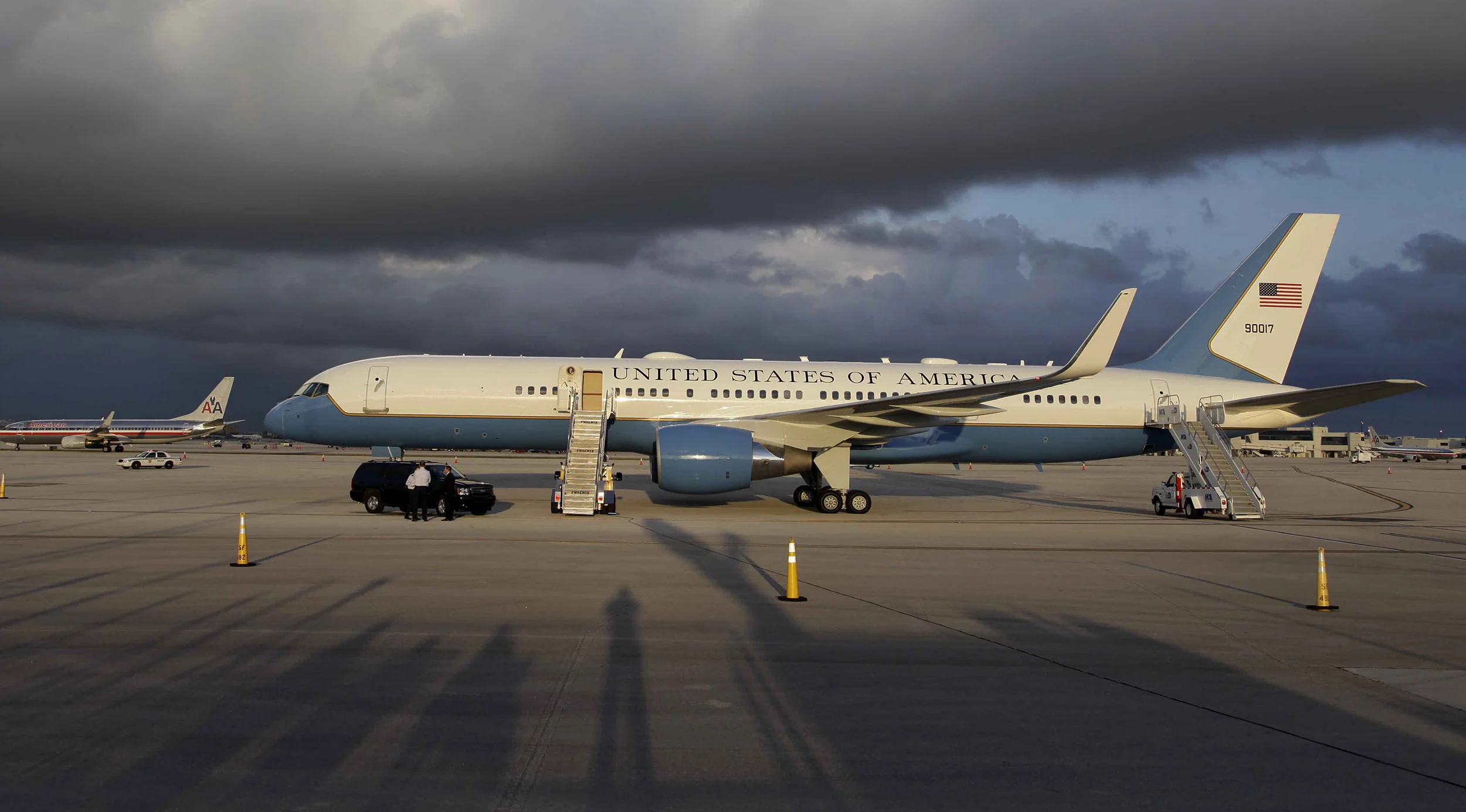  Miami International Airport. 2014
