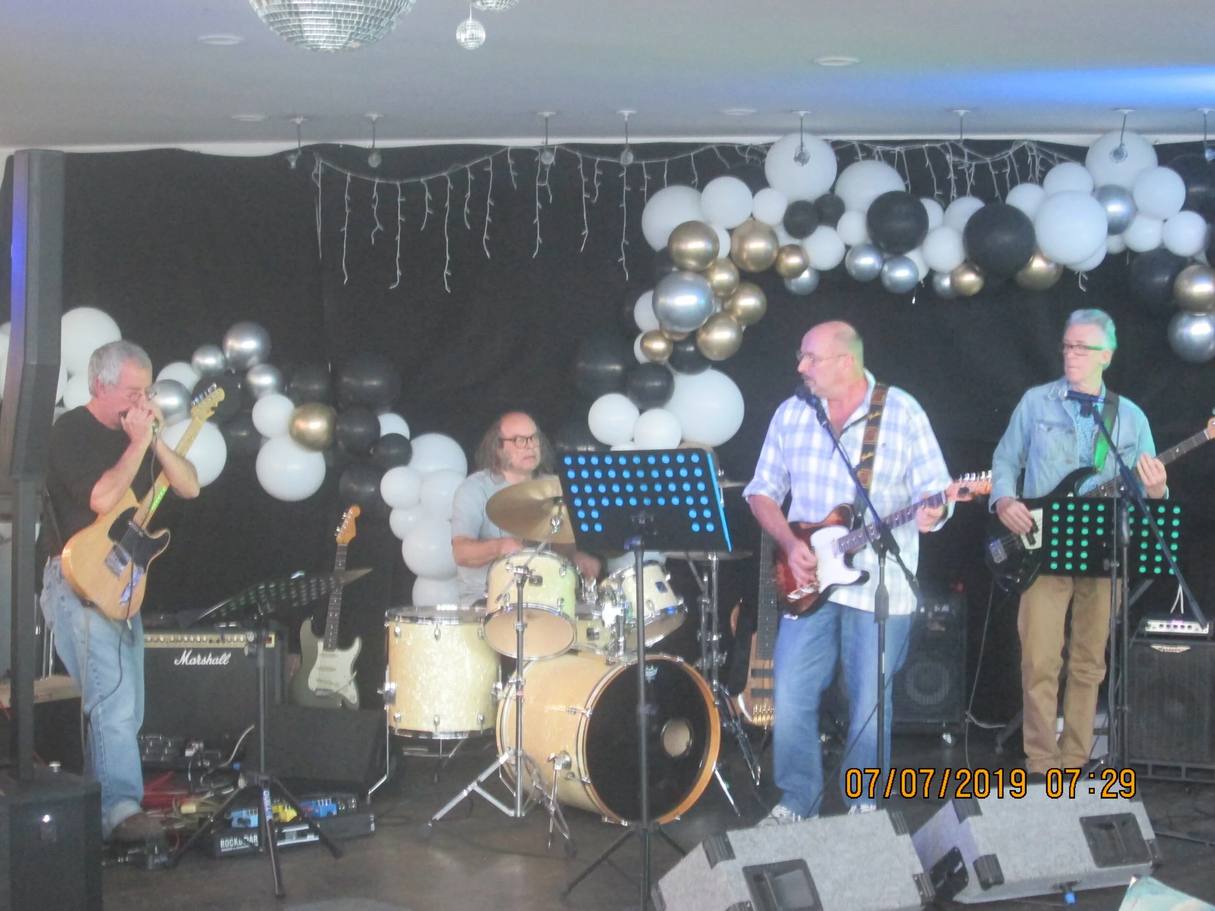 Bakelite Brothers Manukau Crusing Club.JPG