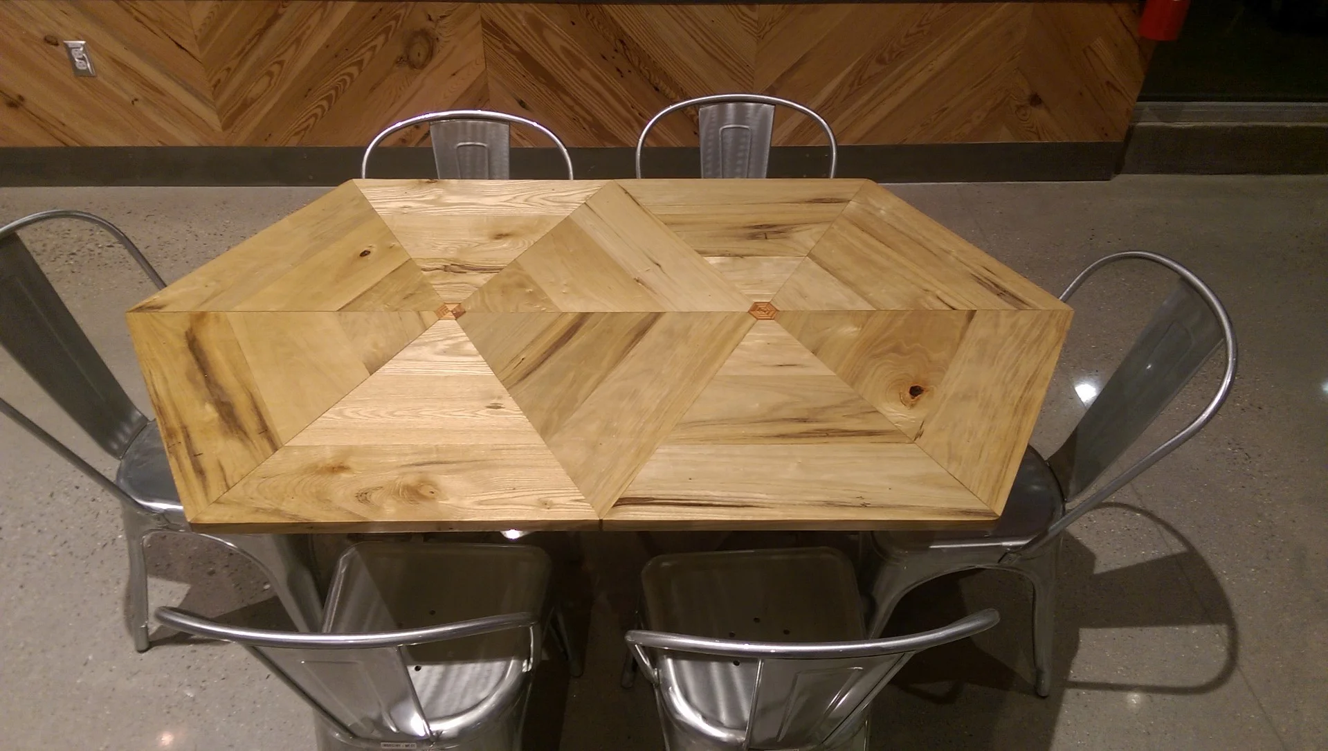 Sassafras six-top table