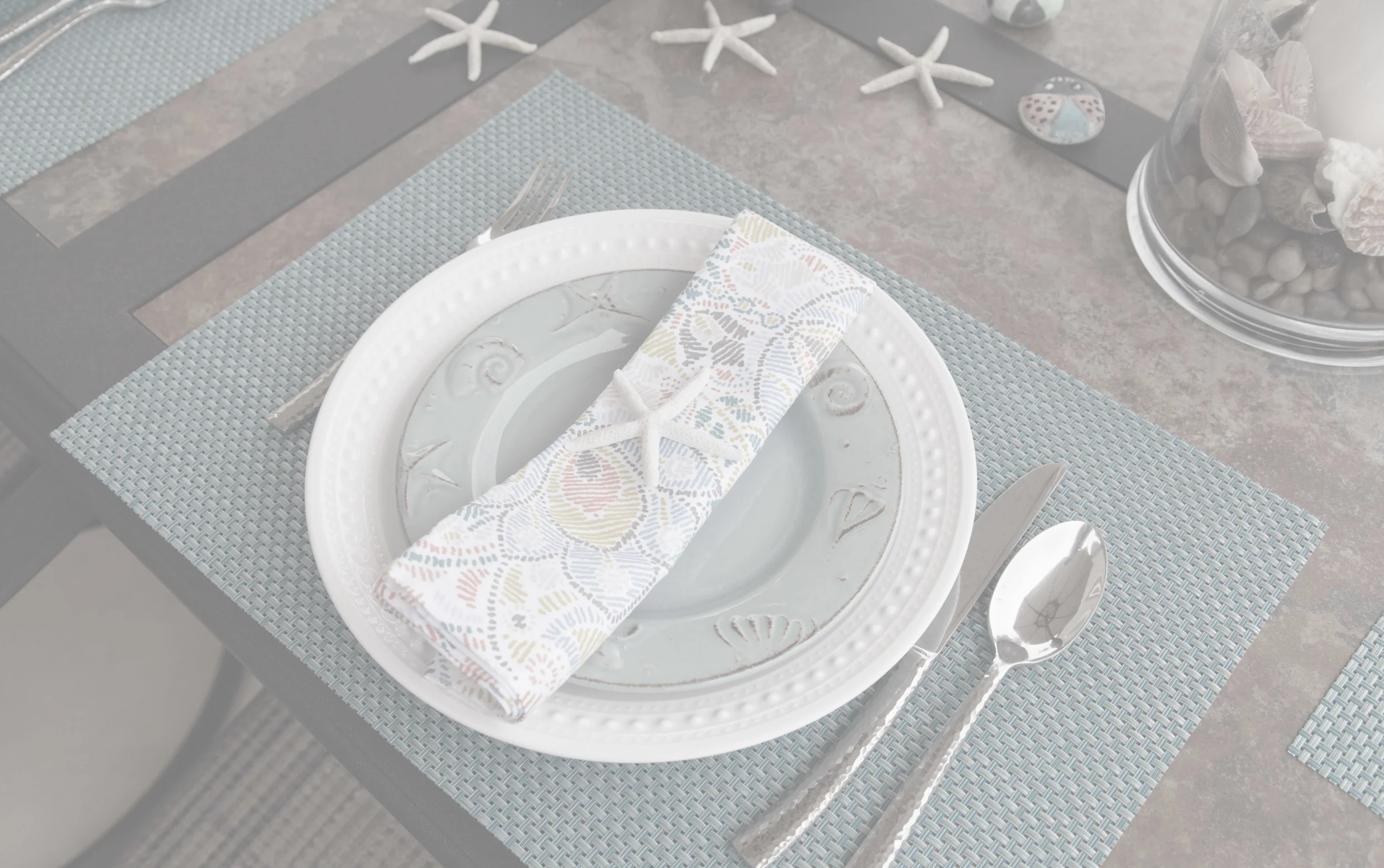 place setting fade.jpg