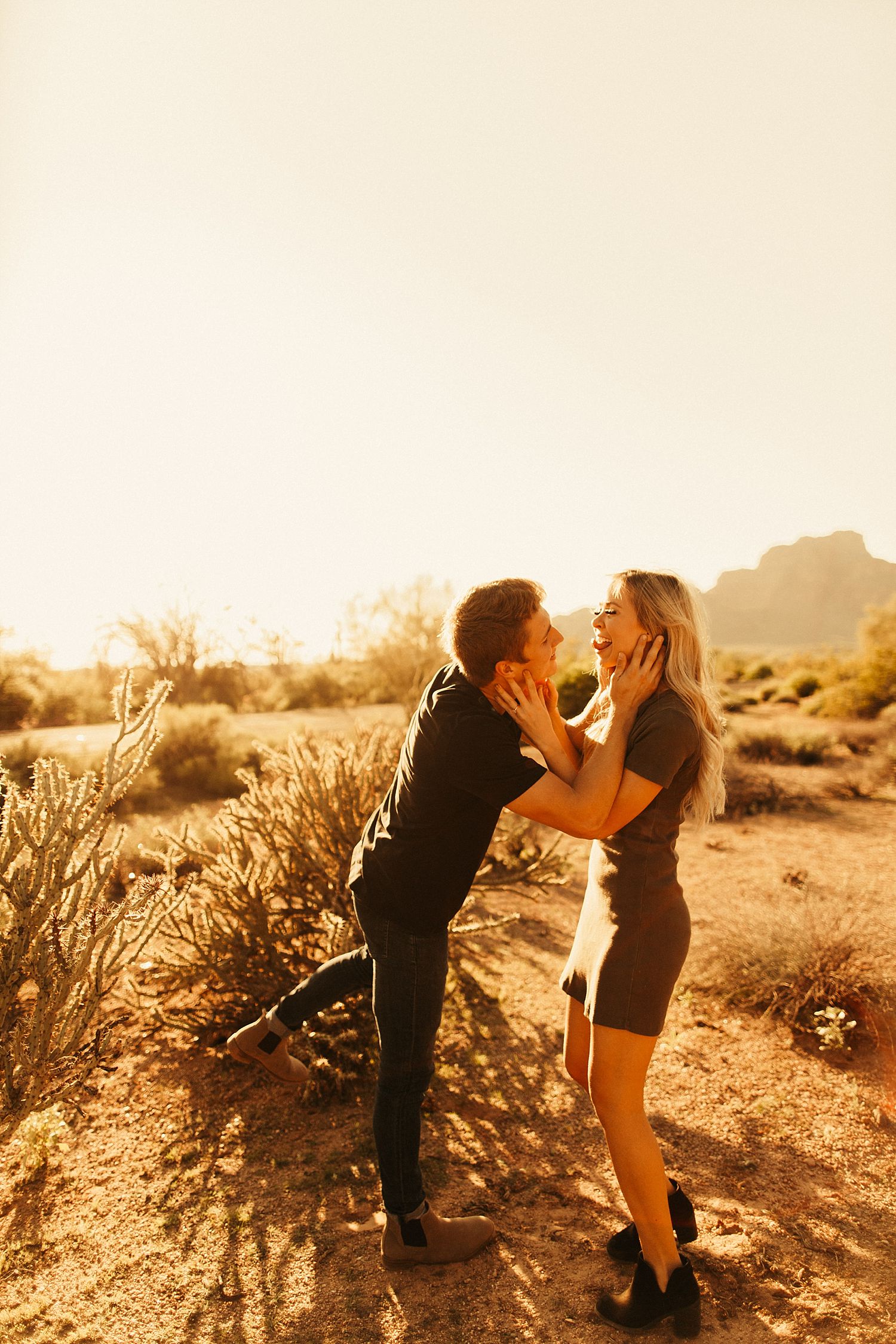 salt-river-arizona-engagement-session_0382.jpg