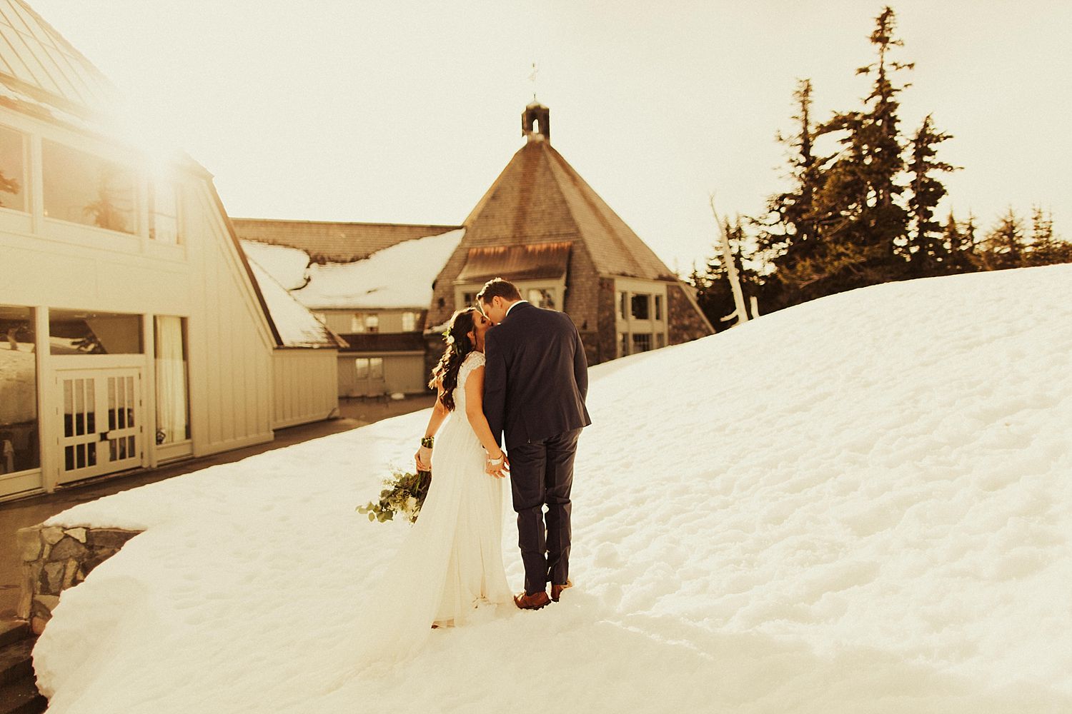 mt-hood-timberline-lodge-wedding_1239.jpg