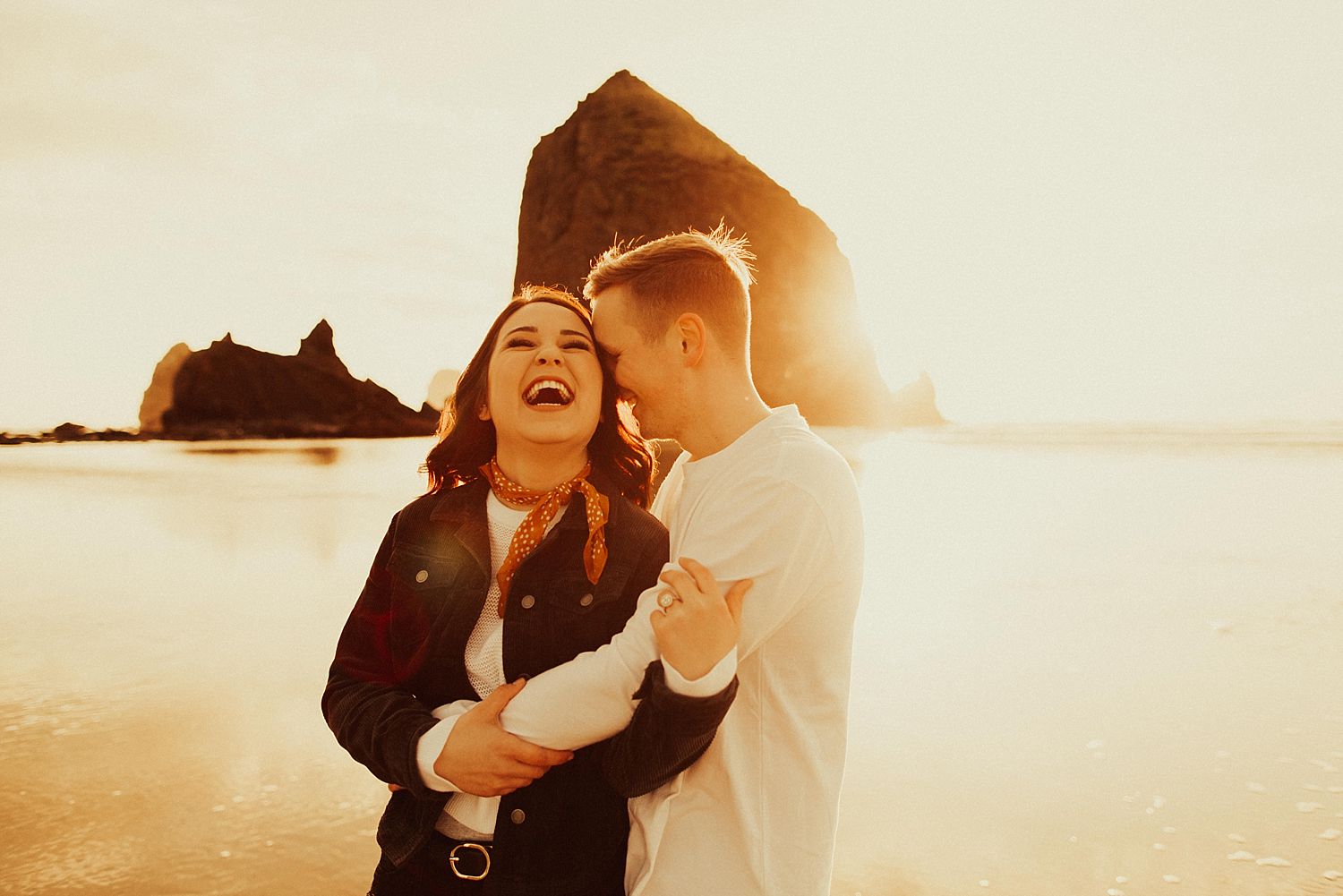 cannon-beach-engagement-session_1465.jpg