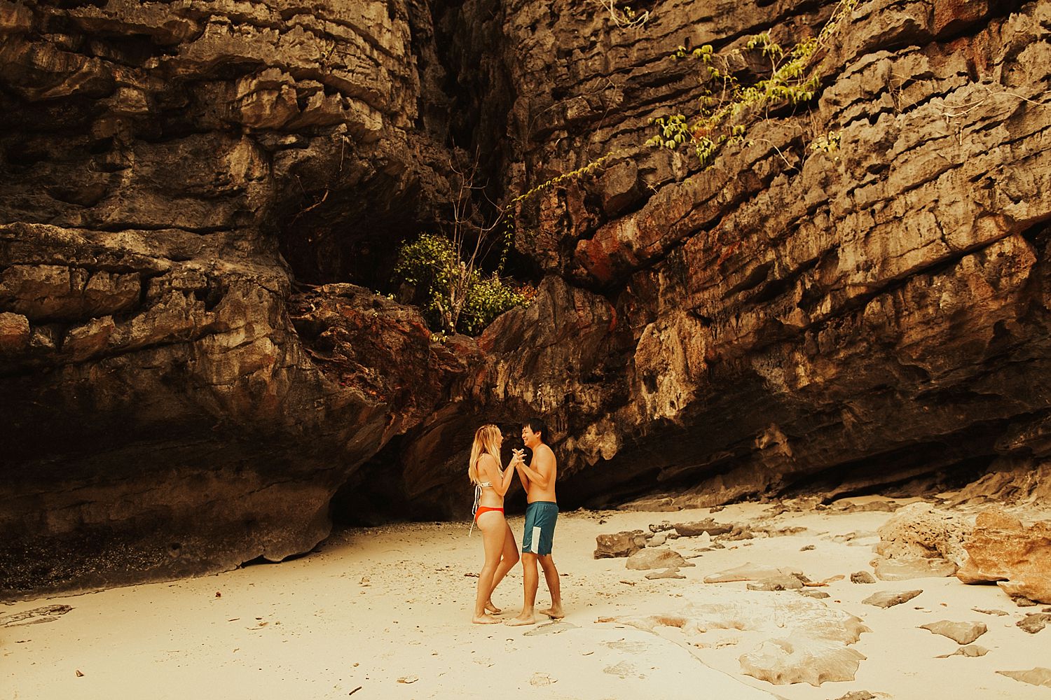 phi-phi-islands-engagement-session_1547.jpg