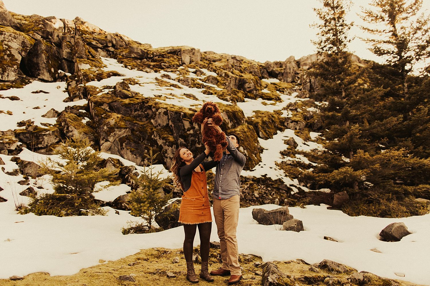 columbia-river-gorge-engagement-session_1586.jpg