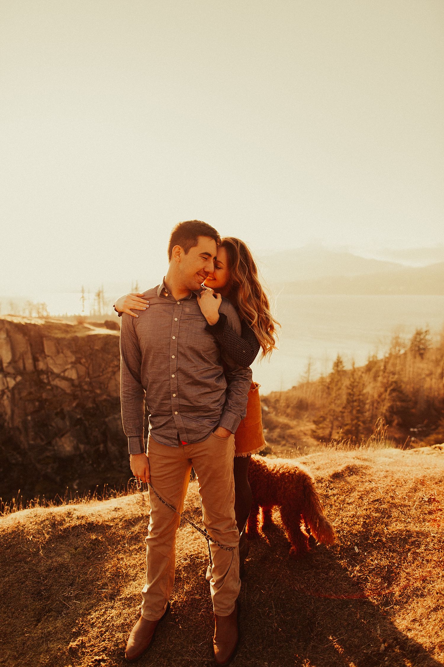 columbia-river-gorge-engagement-session_1618.jpg