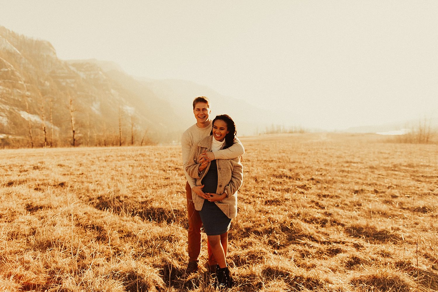 columbia-river-gorge-maternity-session_1653.jpg