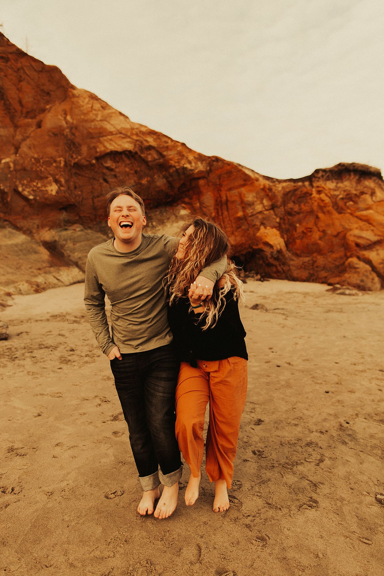 pacific-city-oregon-coast-engagement-session_1761.jpg
