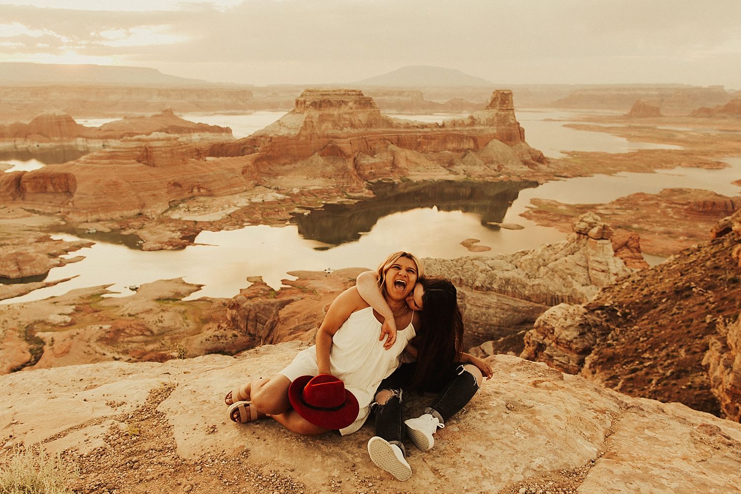 lake-powell-engagement-session_2919.jpg