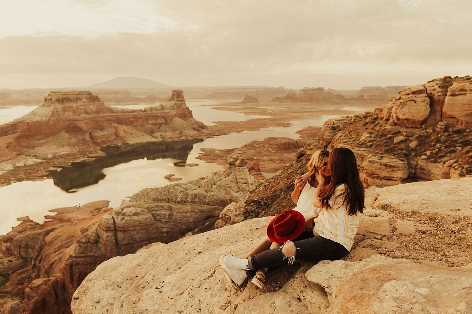 lake-powell-engagement-session_2930.jpg