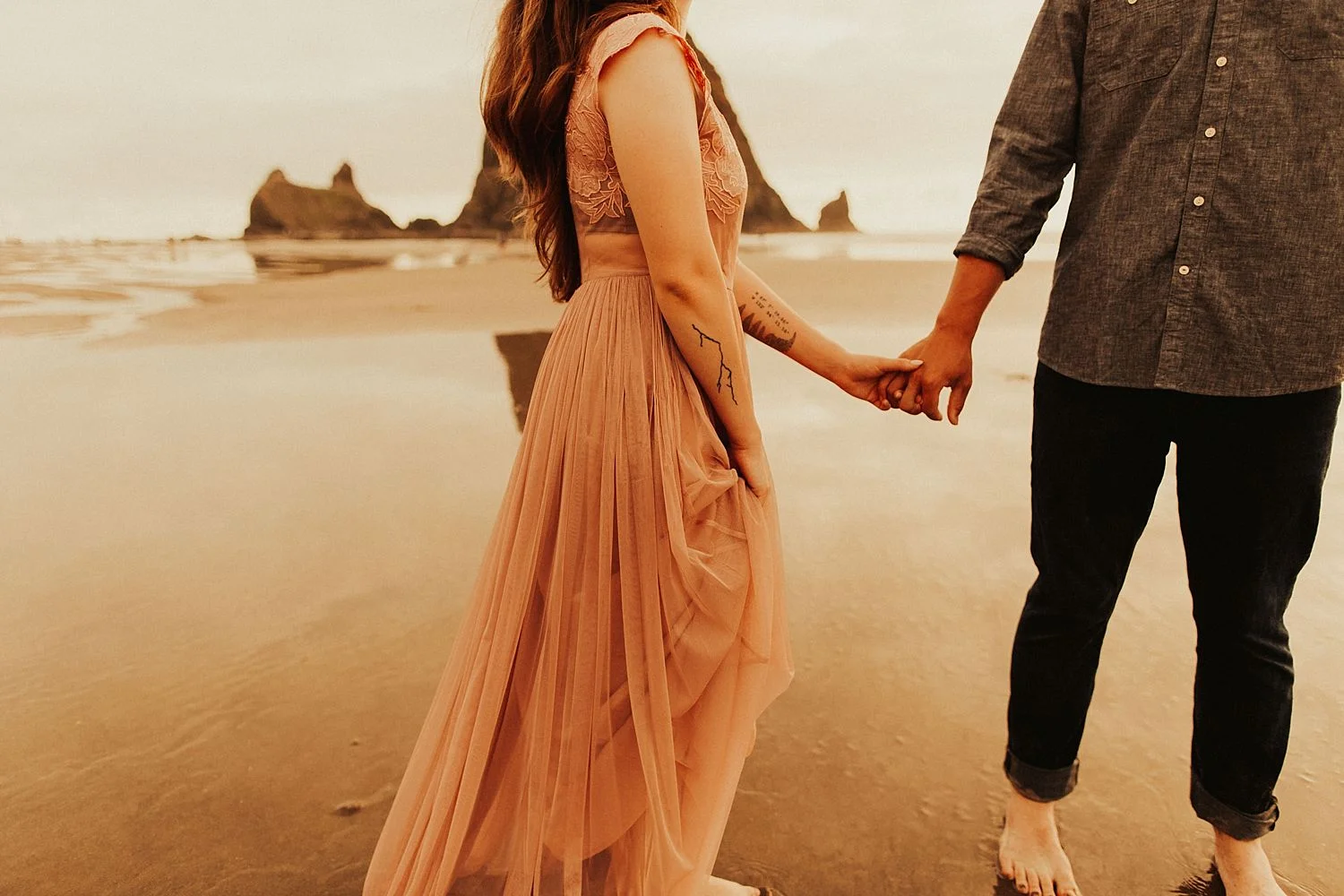 cannon-beach-couples-session_3694.jpg