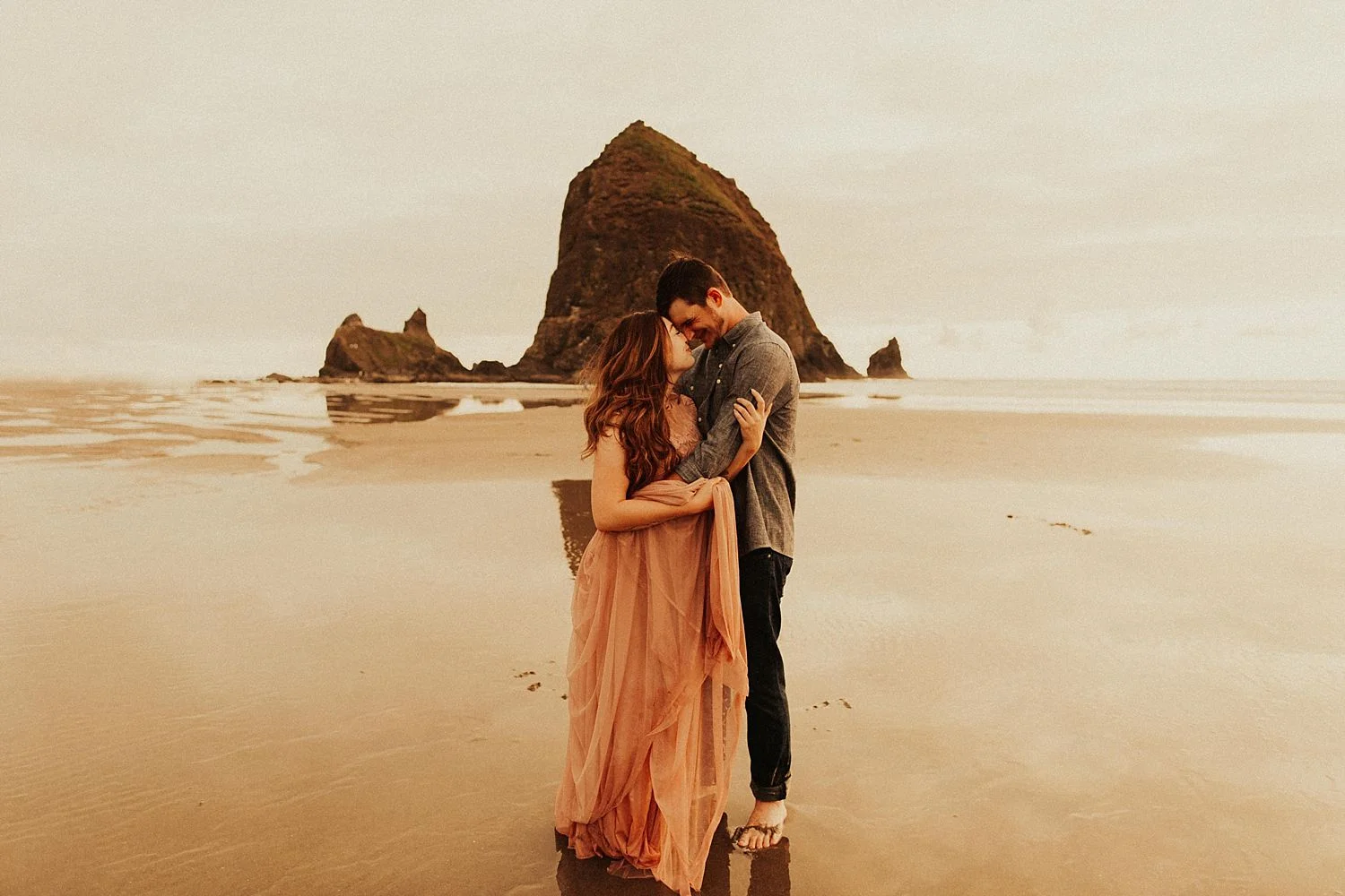 cannon-beach-couples-session_3700.jpg