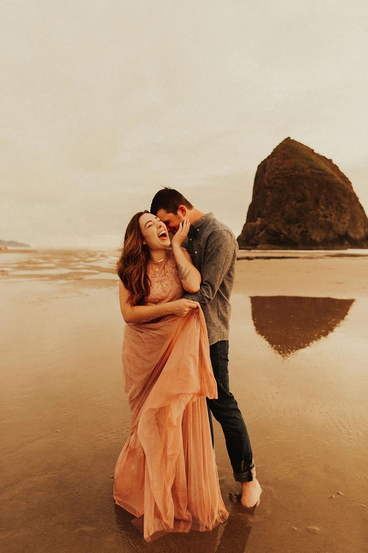 cannon-beach-couples-session_3699.jpg