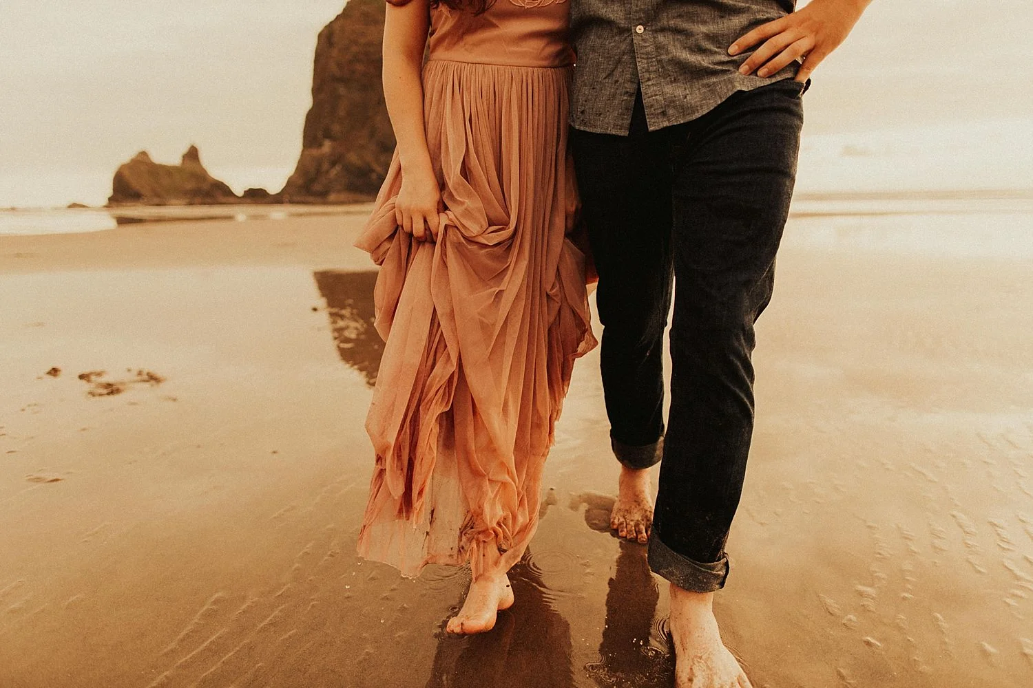 cannon-beach-couples-session_3703.jpg