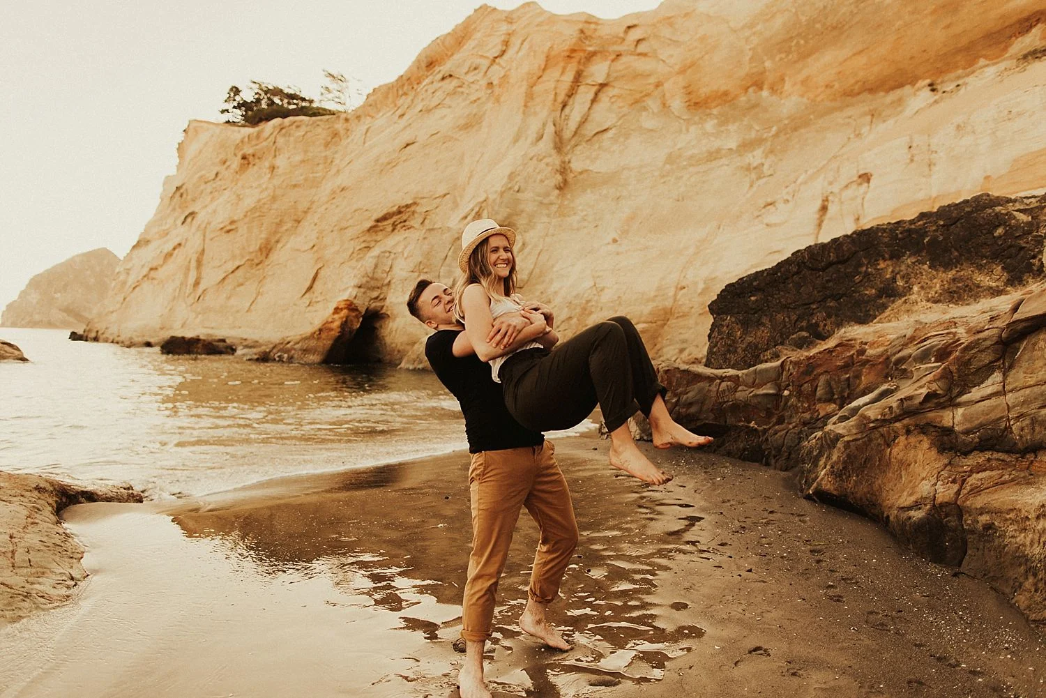 oregon-coast-engagement-session_3833.jpg