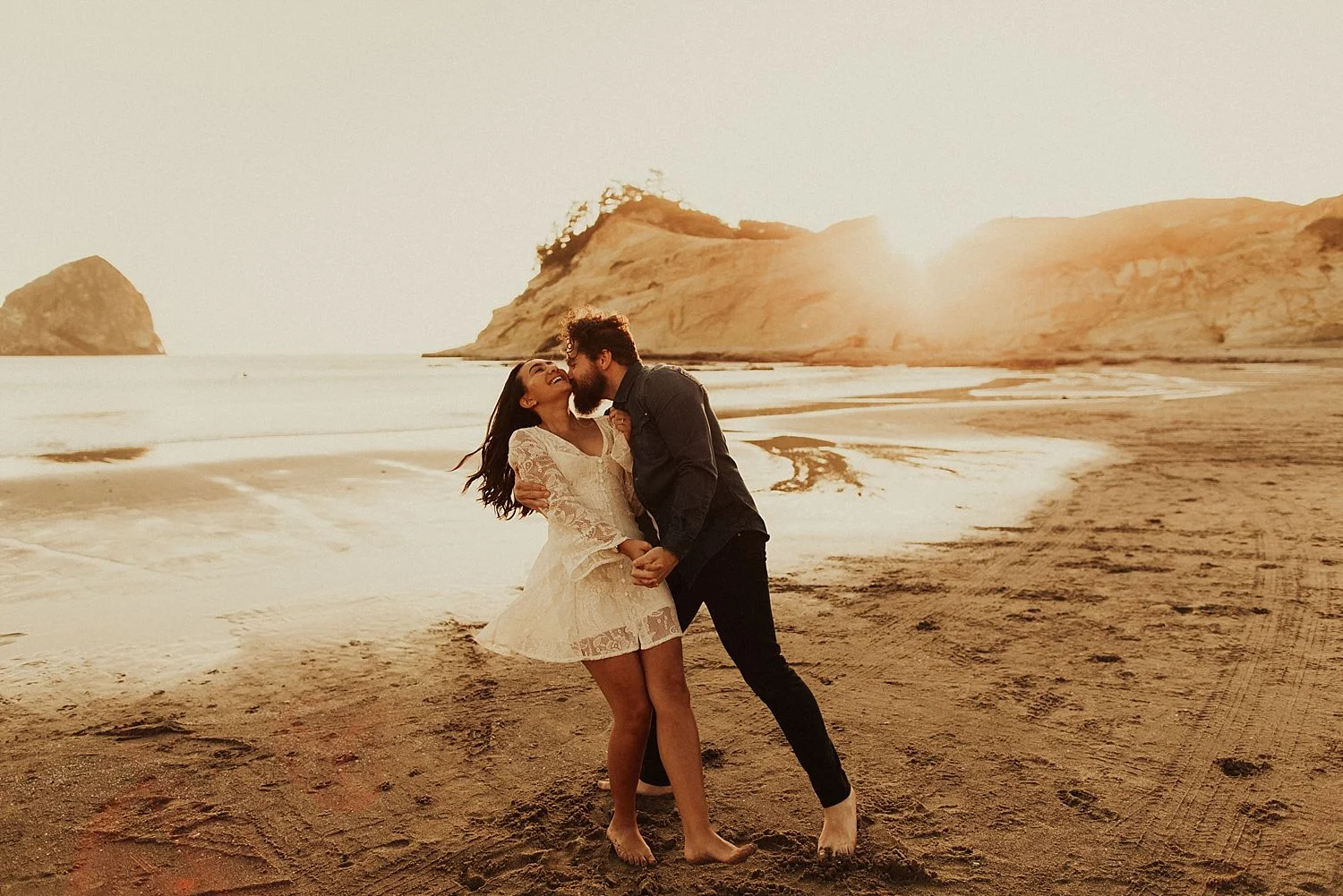 cape-kiwanda-engagement-photos_3862.jpg