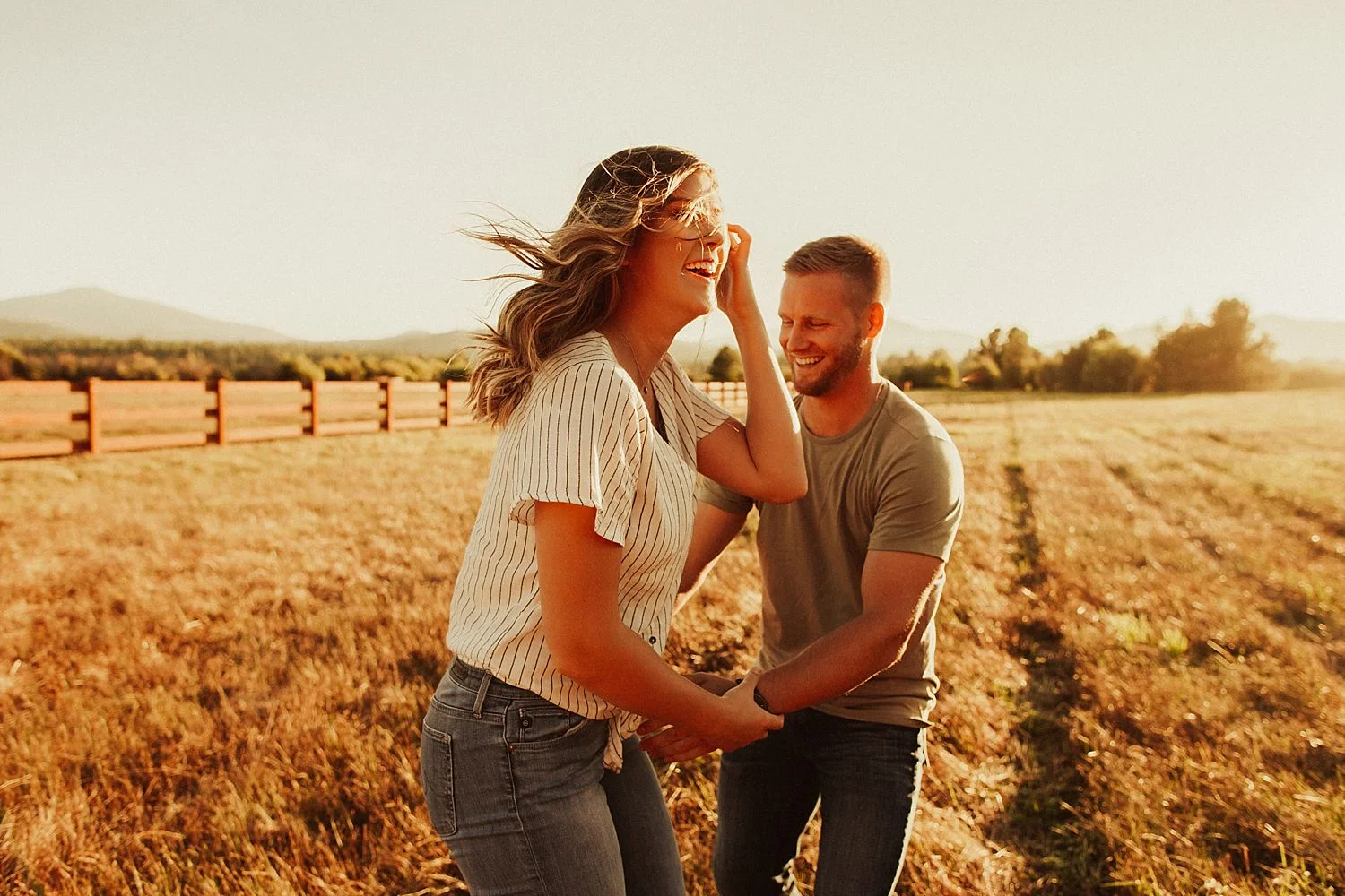 black-butte-ranch-engagement-photos_3984.jpg
