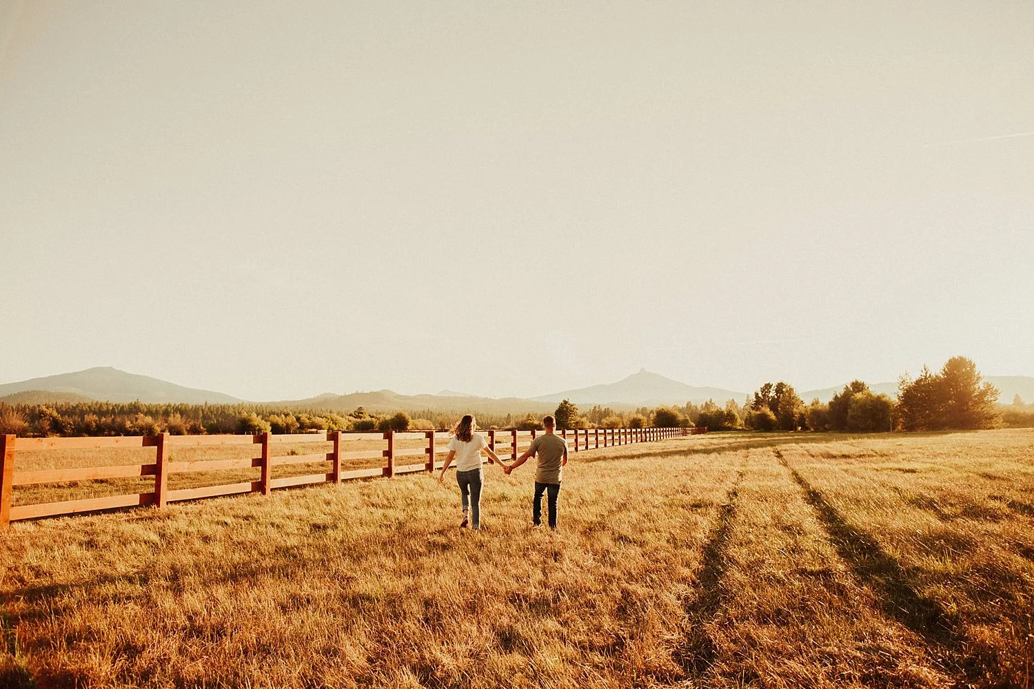 black-butte-ranch-engagement-photos_3985.jpg