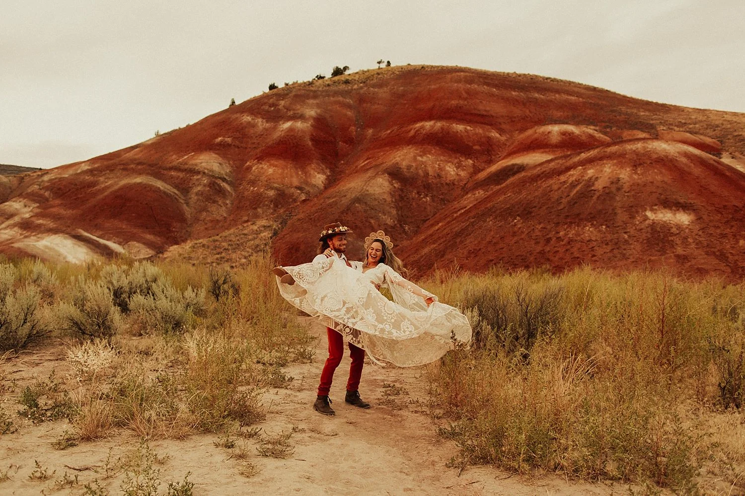 painted-hills-elopement_4053.jpg