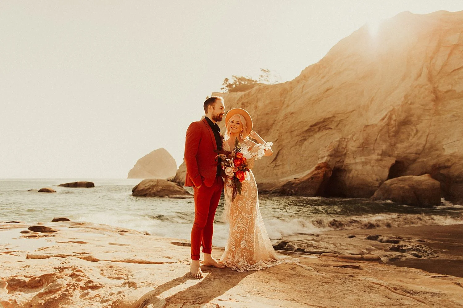 boho-beach-oregon-elopement_4461.jpg