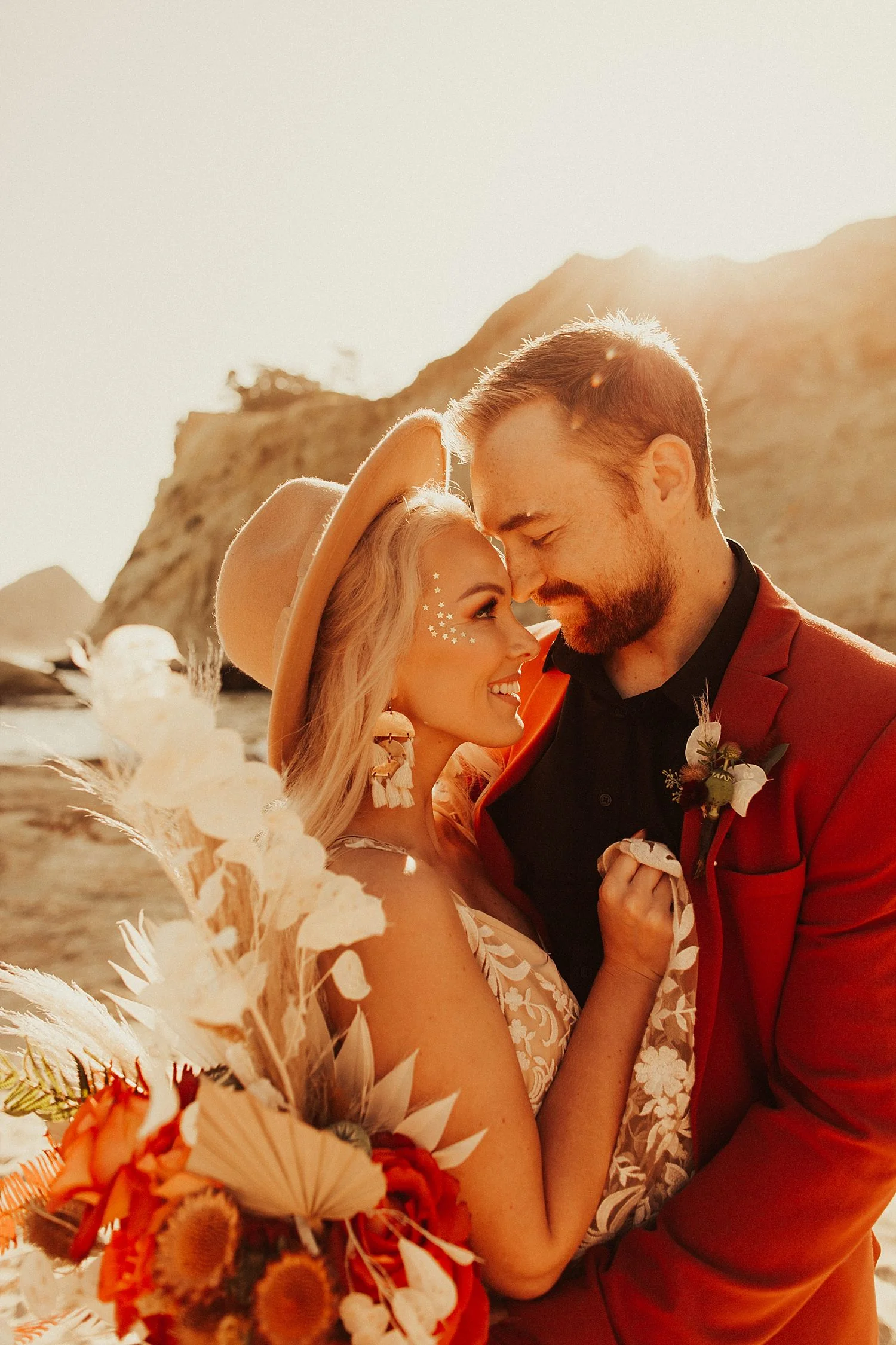boho-beach-oregon-elopement_4470.jpg
