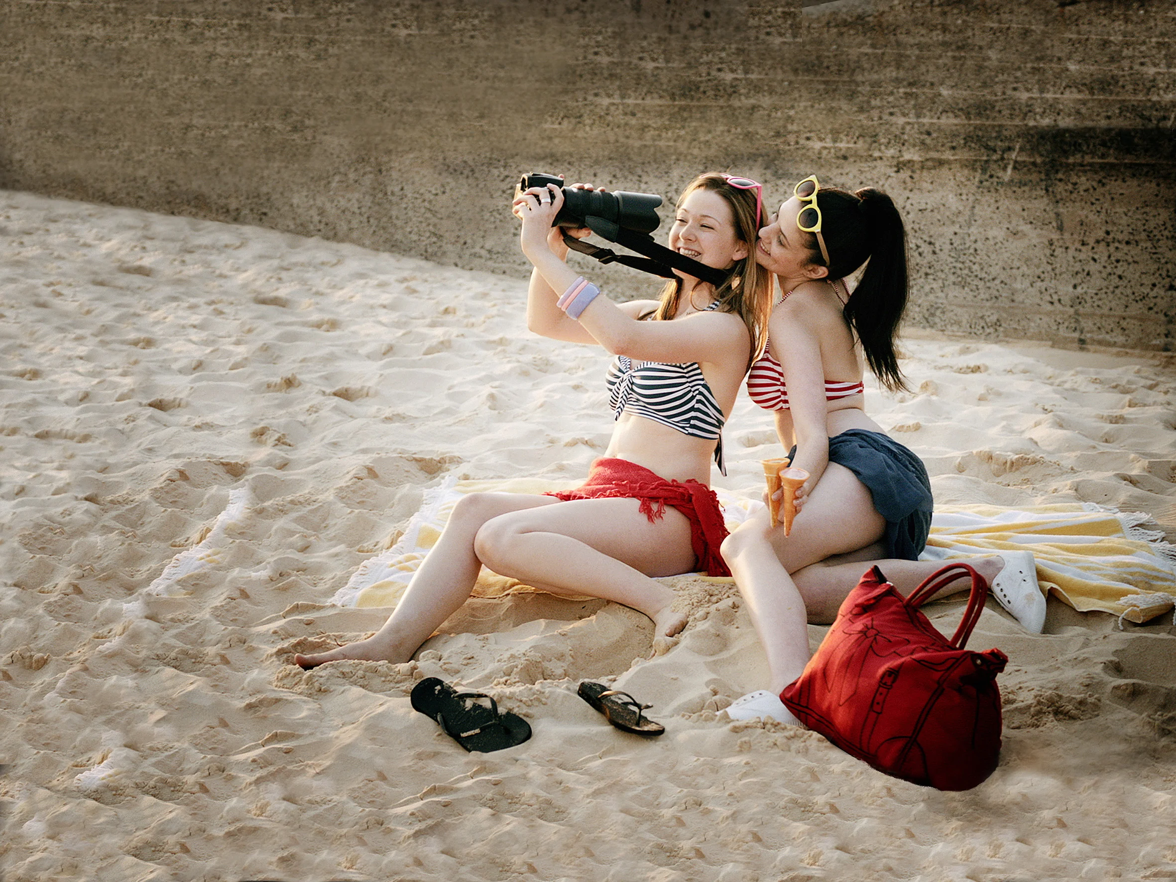 SONY NEX Girls .jpg