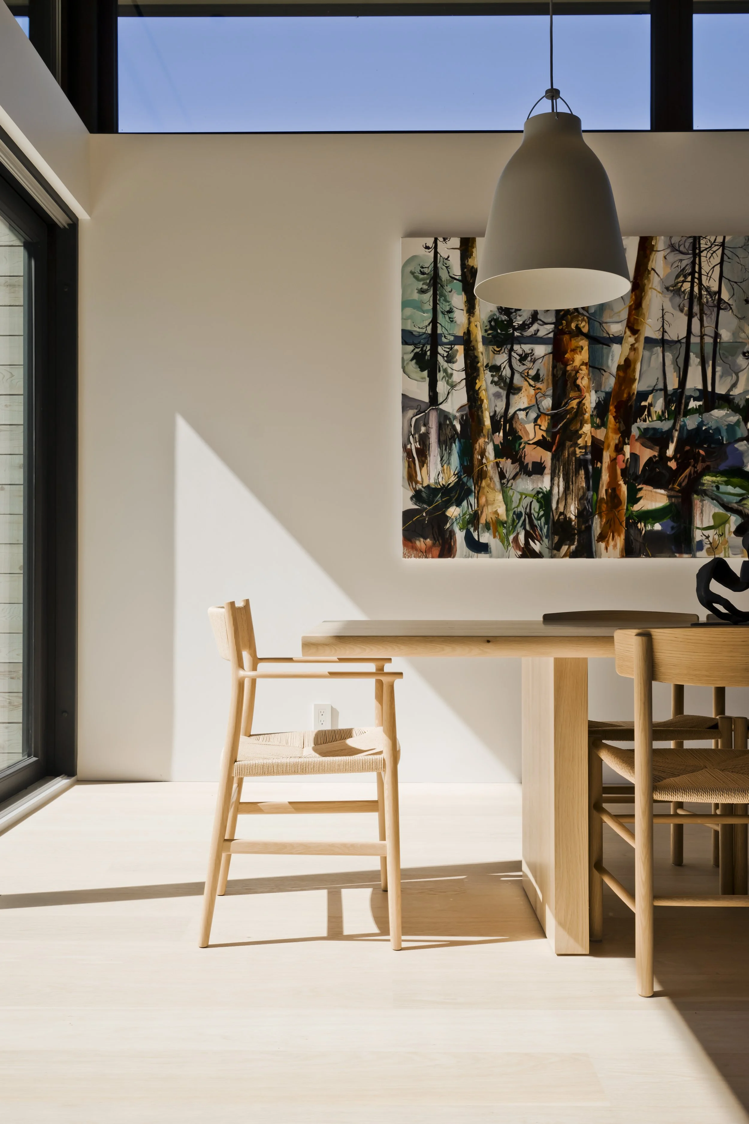 DSC06155 edit - dining.jpg