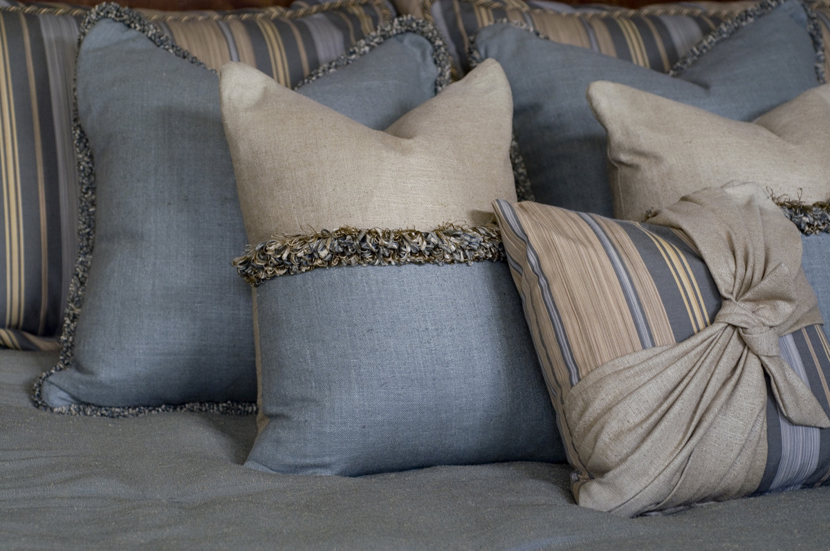 lennox bed set.jpg