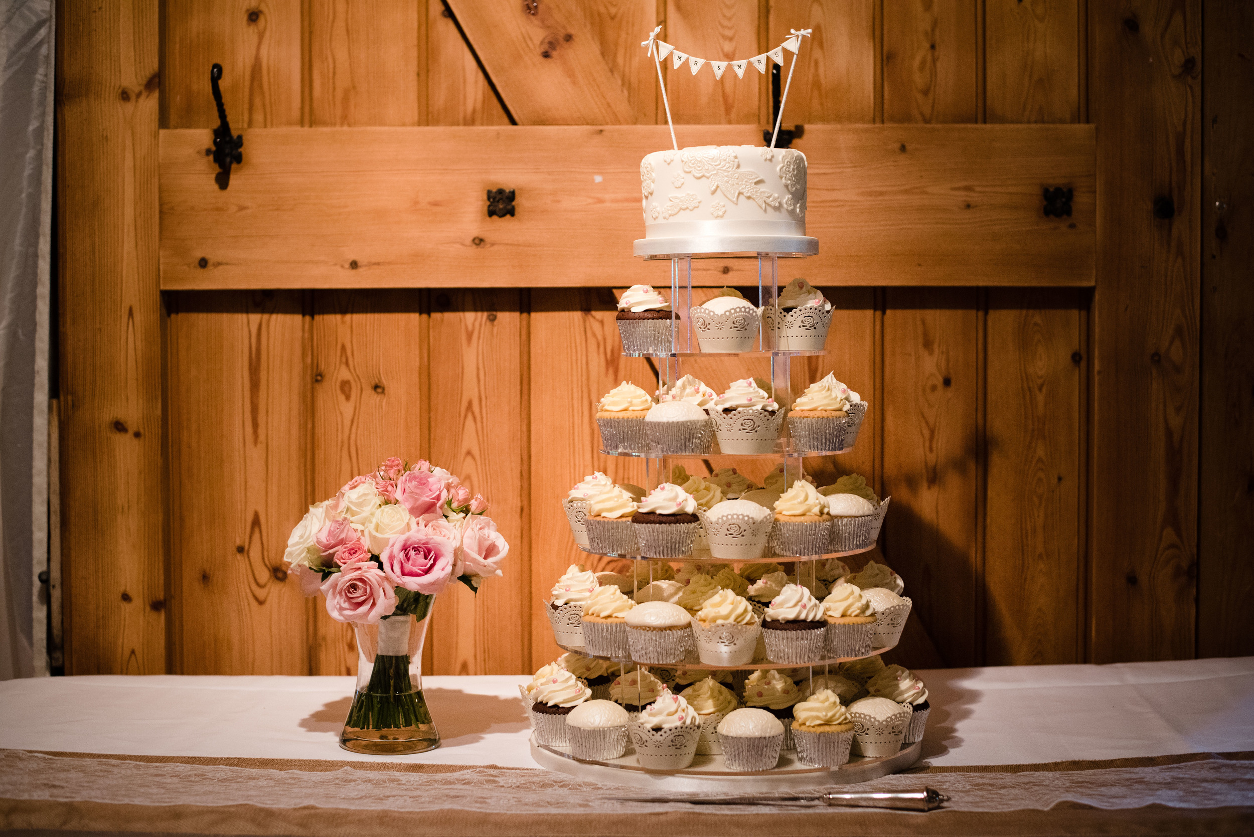 Notley tythe Barn - Kathryn & Paul-255.jpg