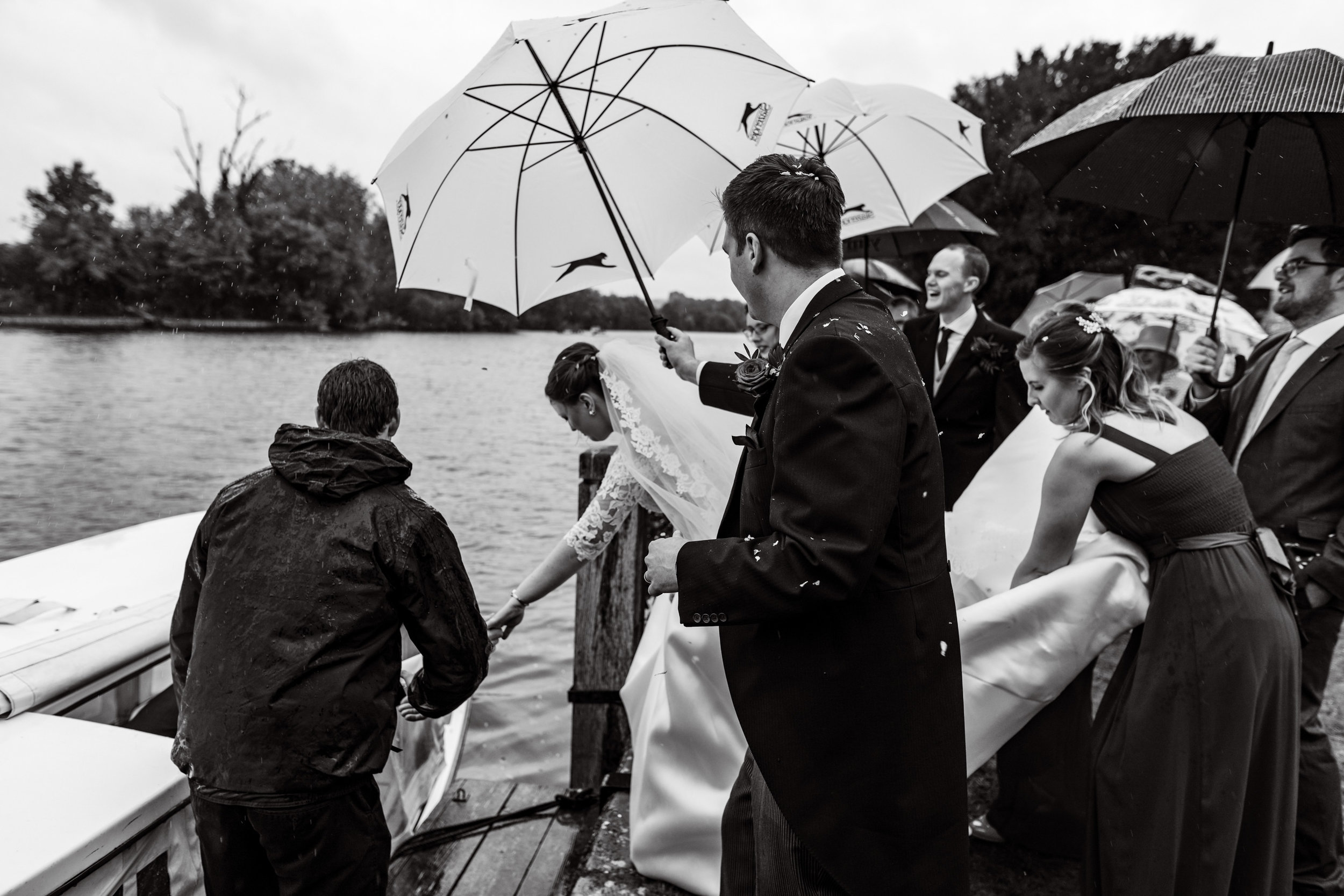 Bisham Abbey wedding photography-24.jpg