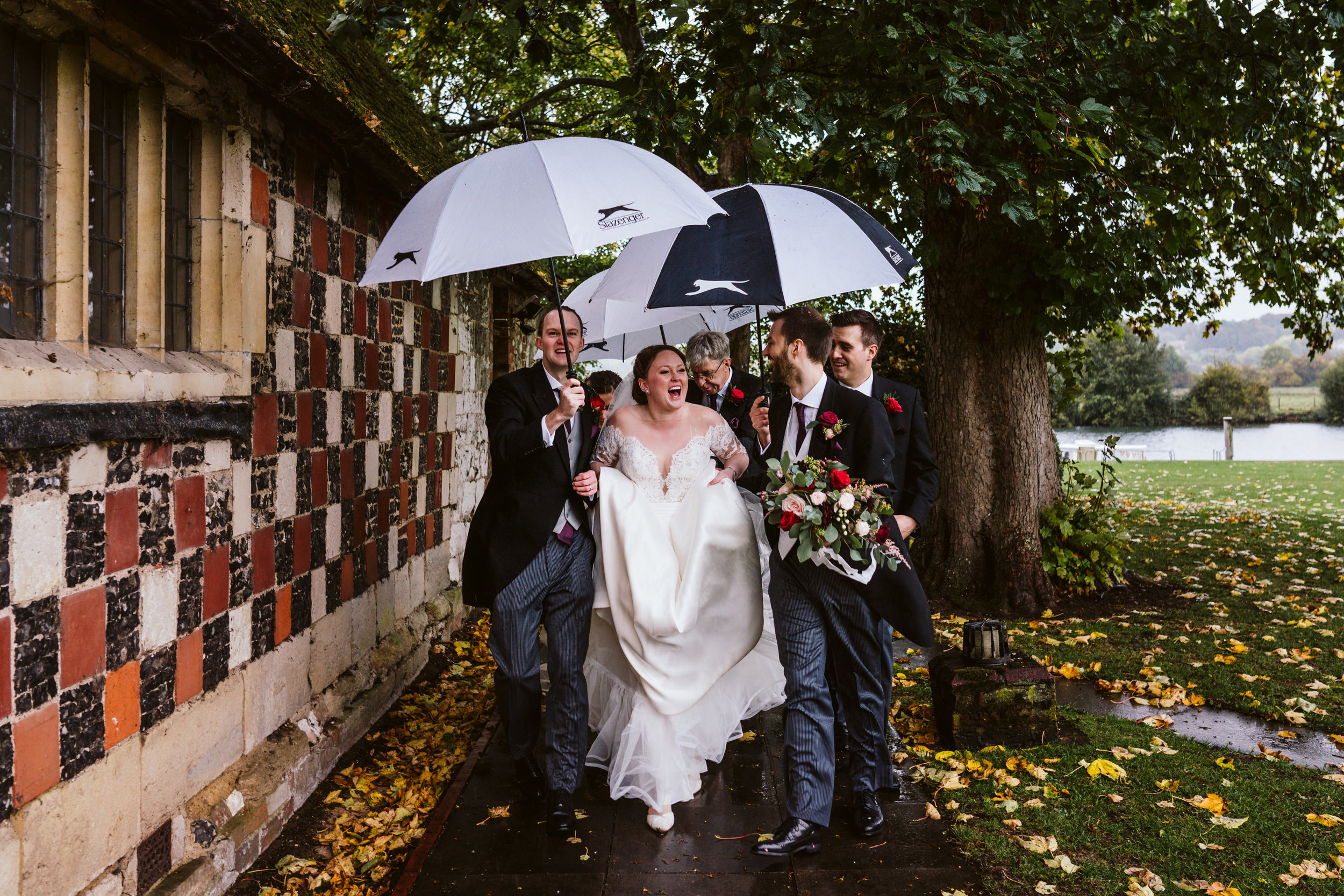Bisham Abbey wedding photography-31.jpg