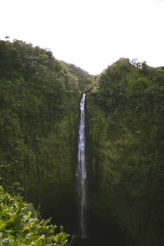 hawaii-waterfalls_001.jpg