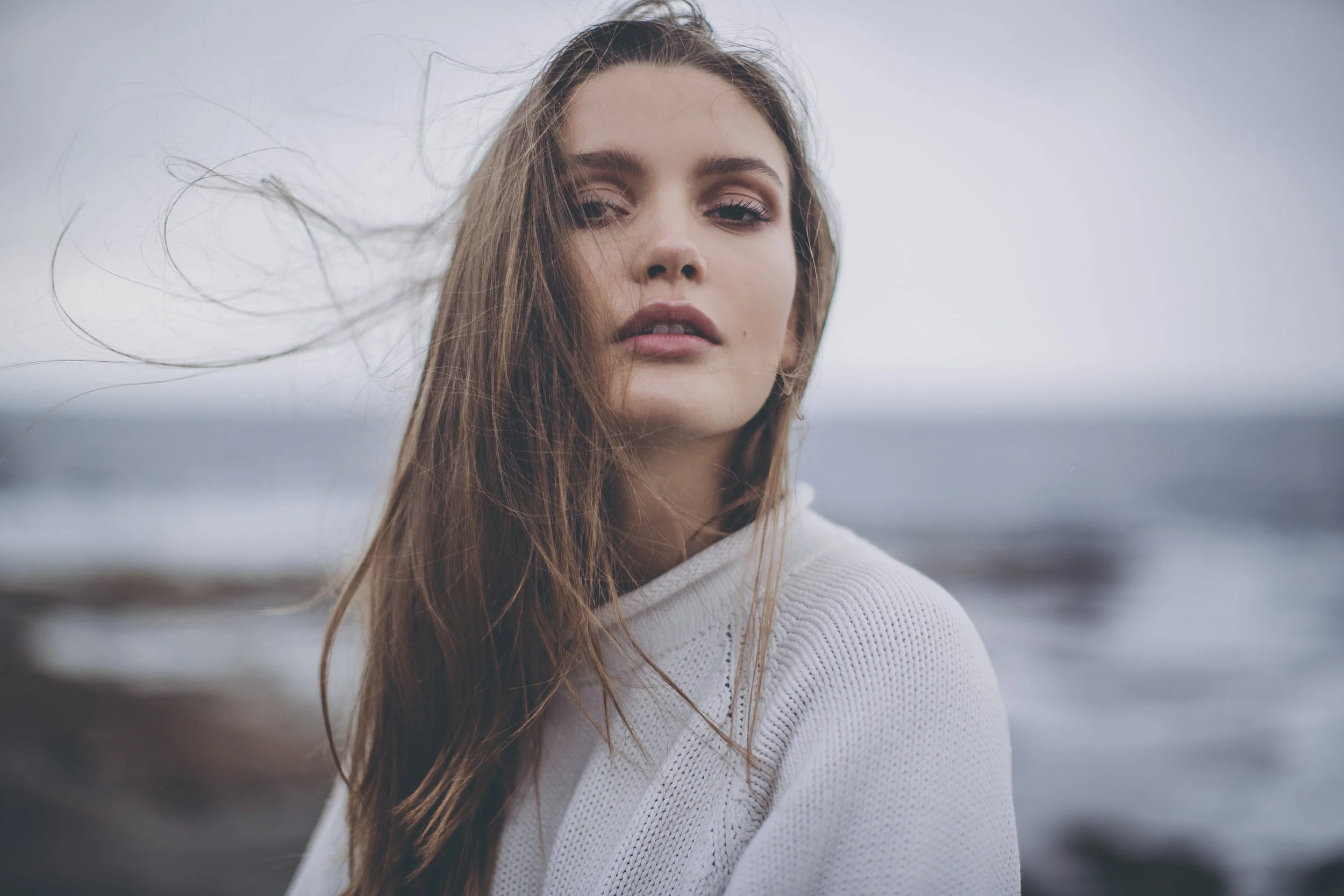 Canon 50mm f1.2 vs 50mm f1.4 Moody Beach Portrait Photography | Evie
