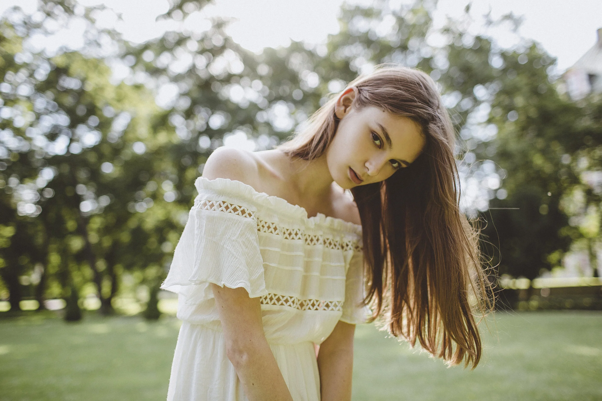 Fashion Photography Posing Ideas | Lemonade