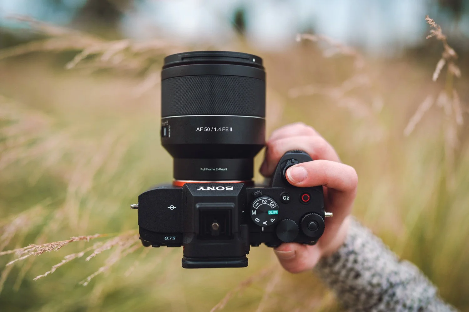 Samyang 50mm f1.4 II Photo + Video Review — JULIA TROTTI 