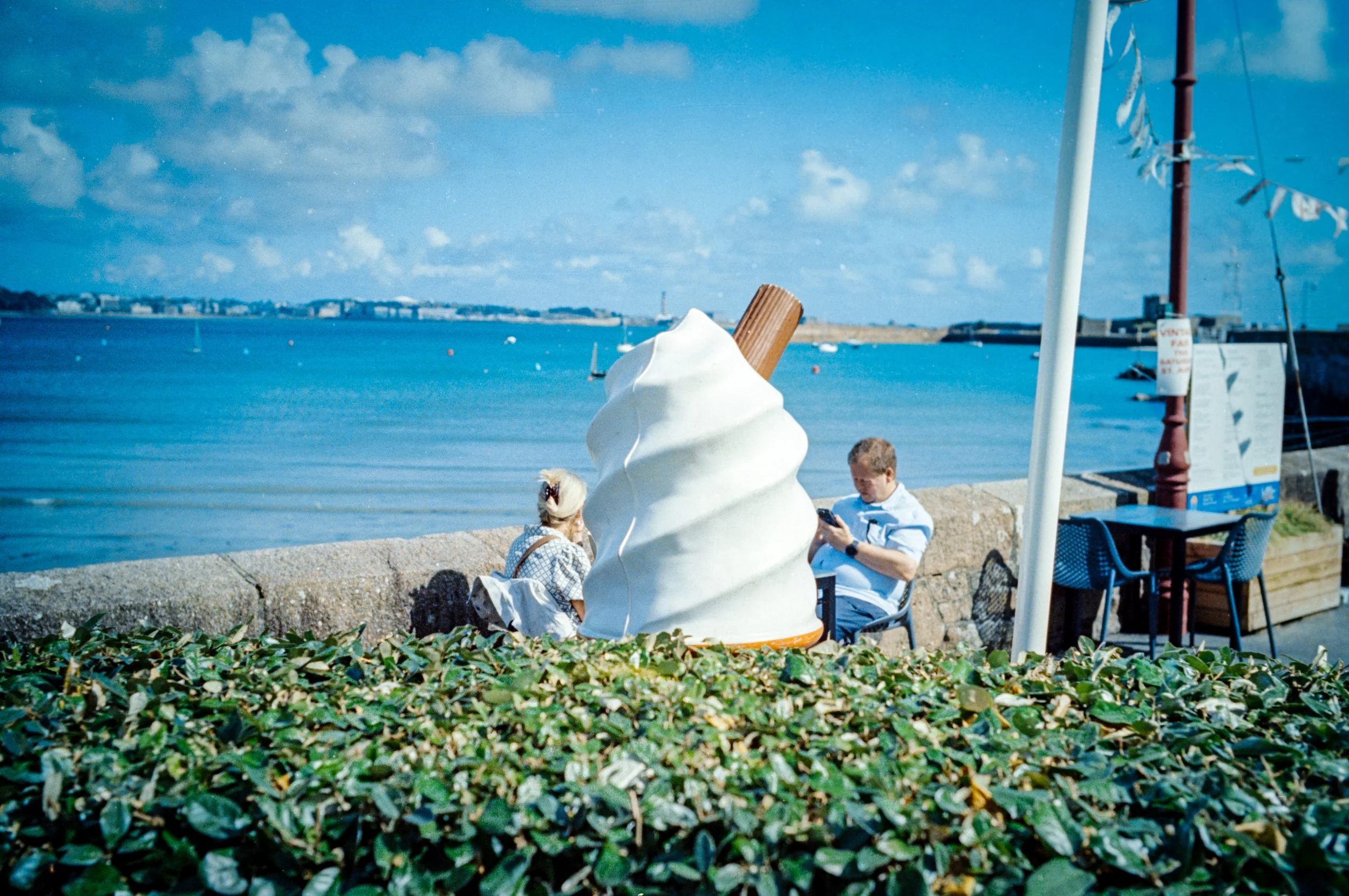 2025-09 Roll 150 Kodak 500T Jersey LM7-20-positive.jpg