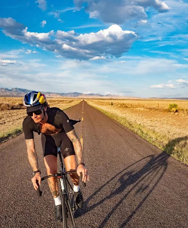 Marfa TX. - Long straight roads and a wide horizon. A place where a vibrant art scene and the cowboy culture meet. If you have the chance, pay a visit. 35 miles outside of town is a &quot;Prada Store&quot; but no water - Modern basic needs redifined.